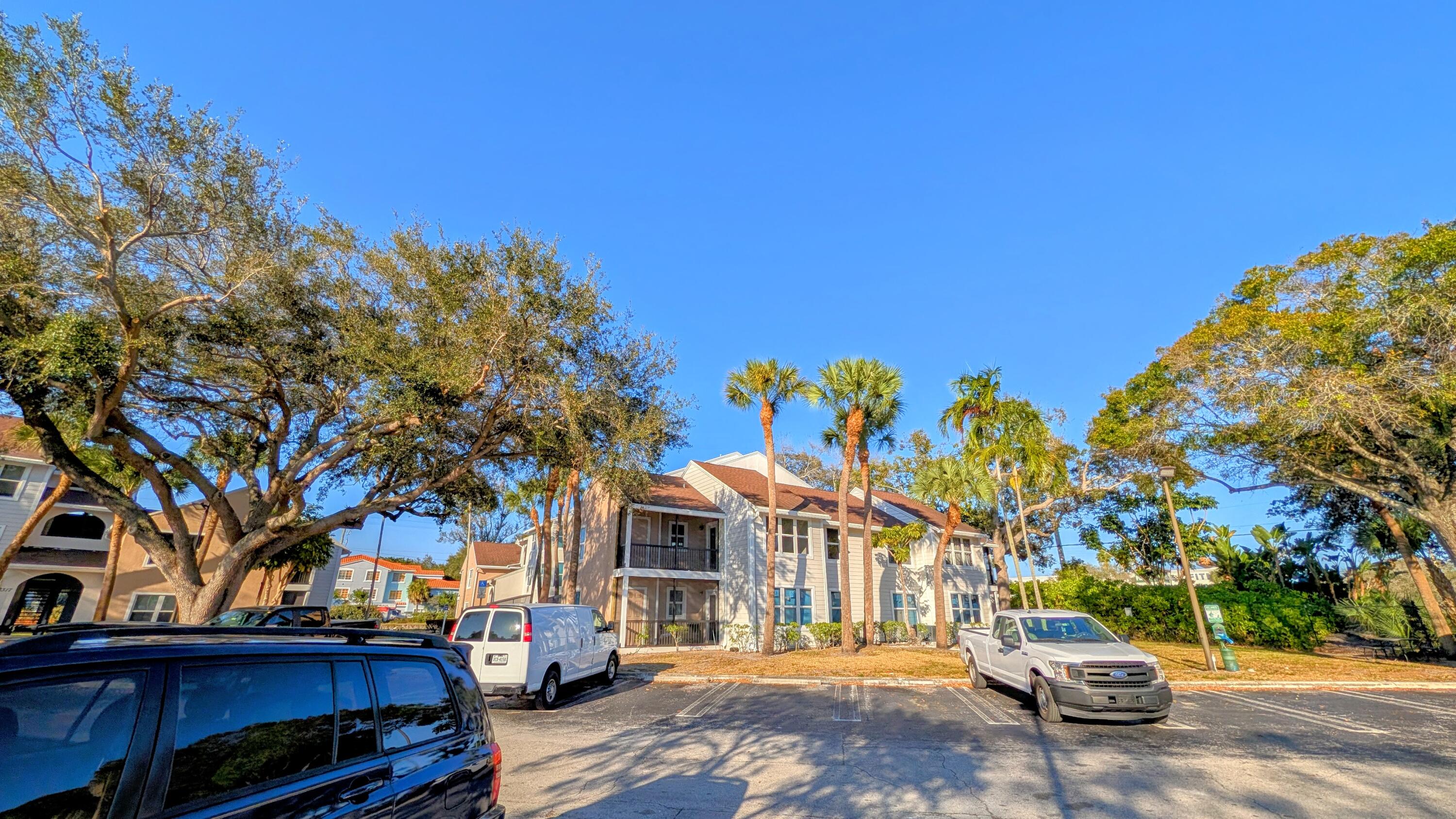 BOYNTON LANDINGS CONDO - Residential Lease
