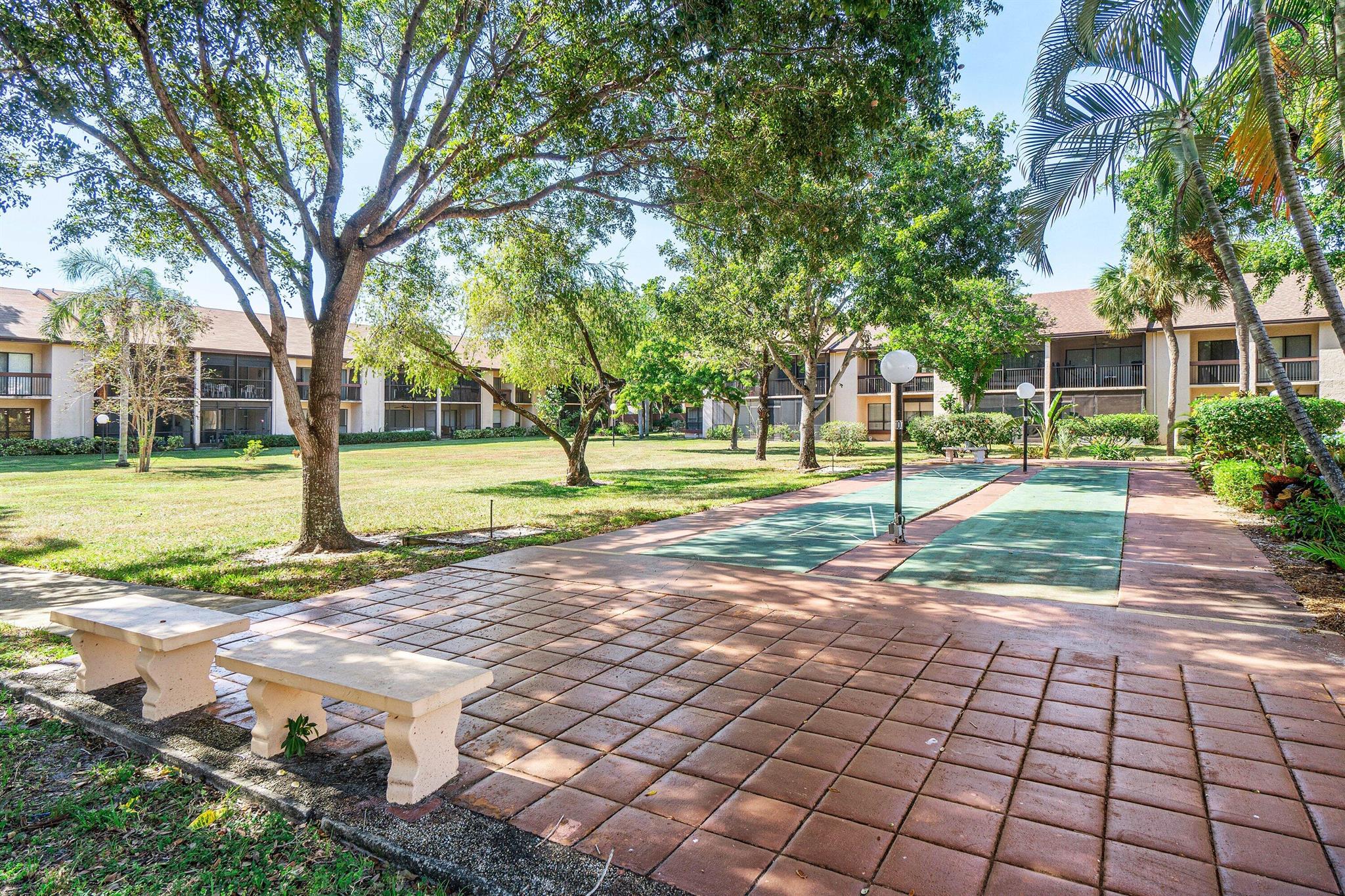 MEADOWRIDGE CONDO - Residential
