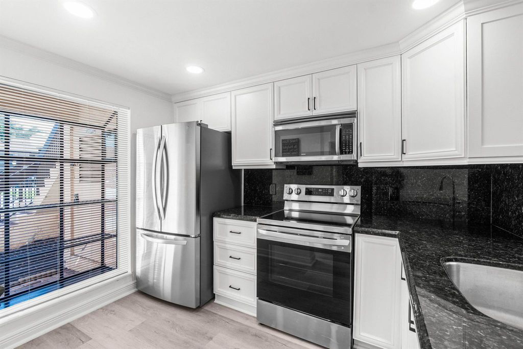 Photo of 2257 SW 15th Street #179, Deerfield Beach, FL 33442 (MLS # R11133072)
