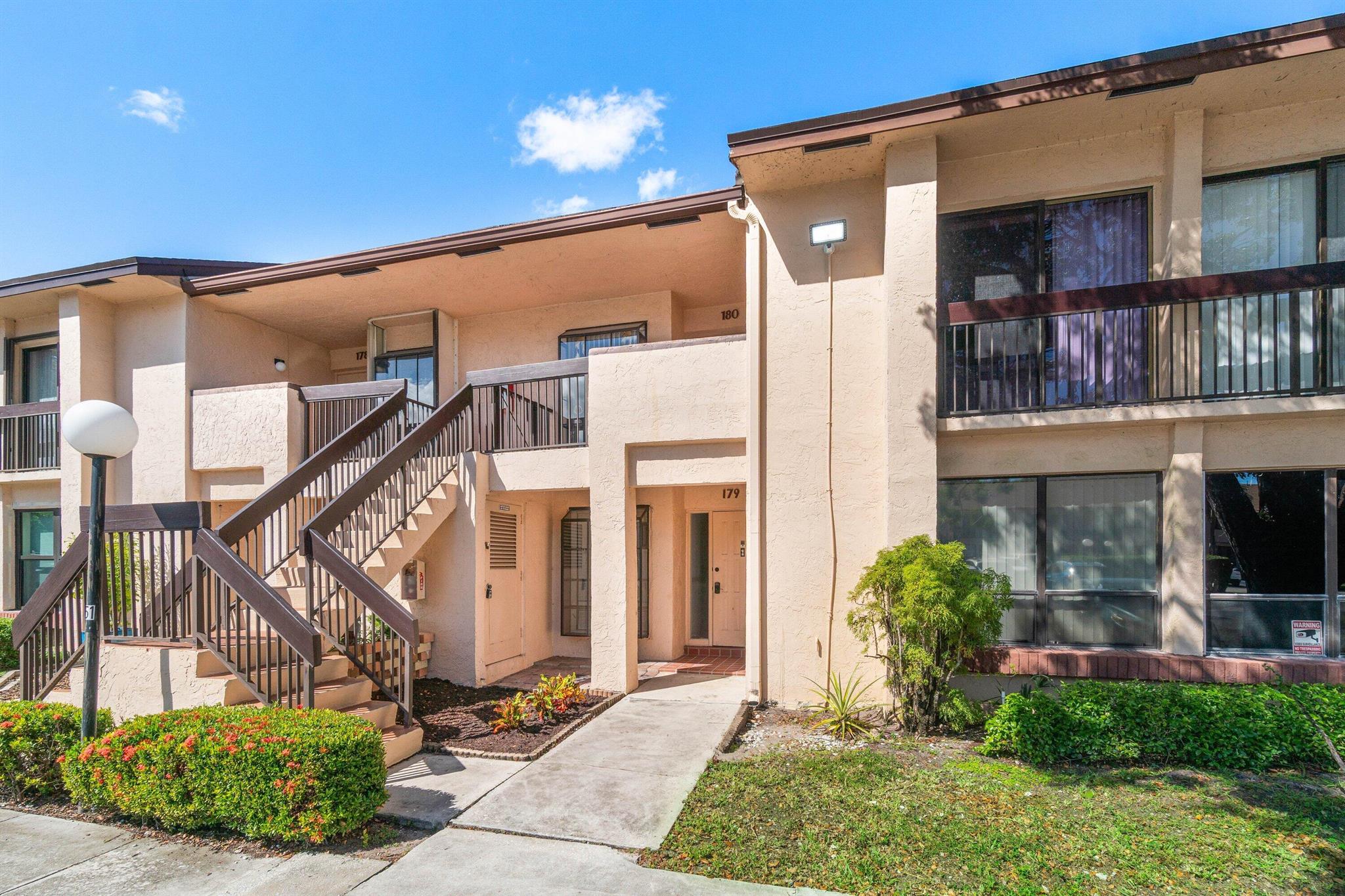 MEADOWRIDGE CONDO - Residential