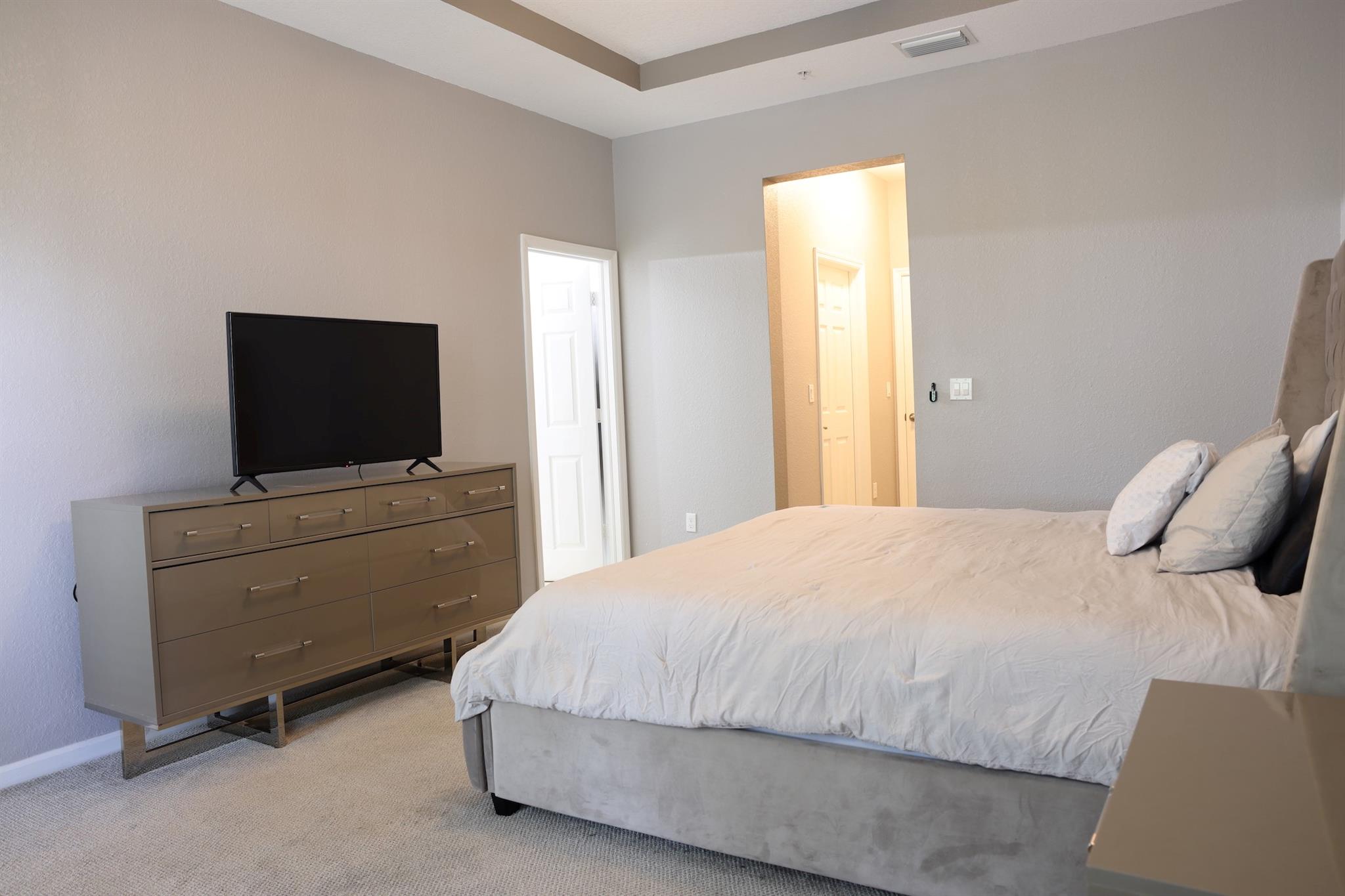 Paloma Lakes - Residential