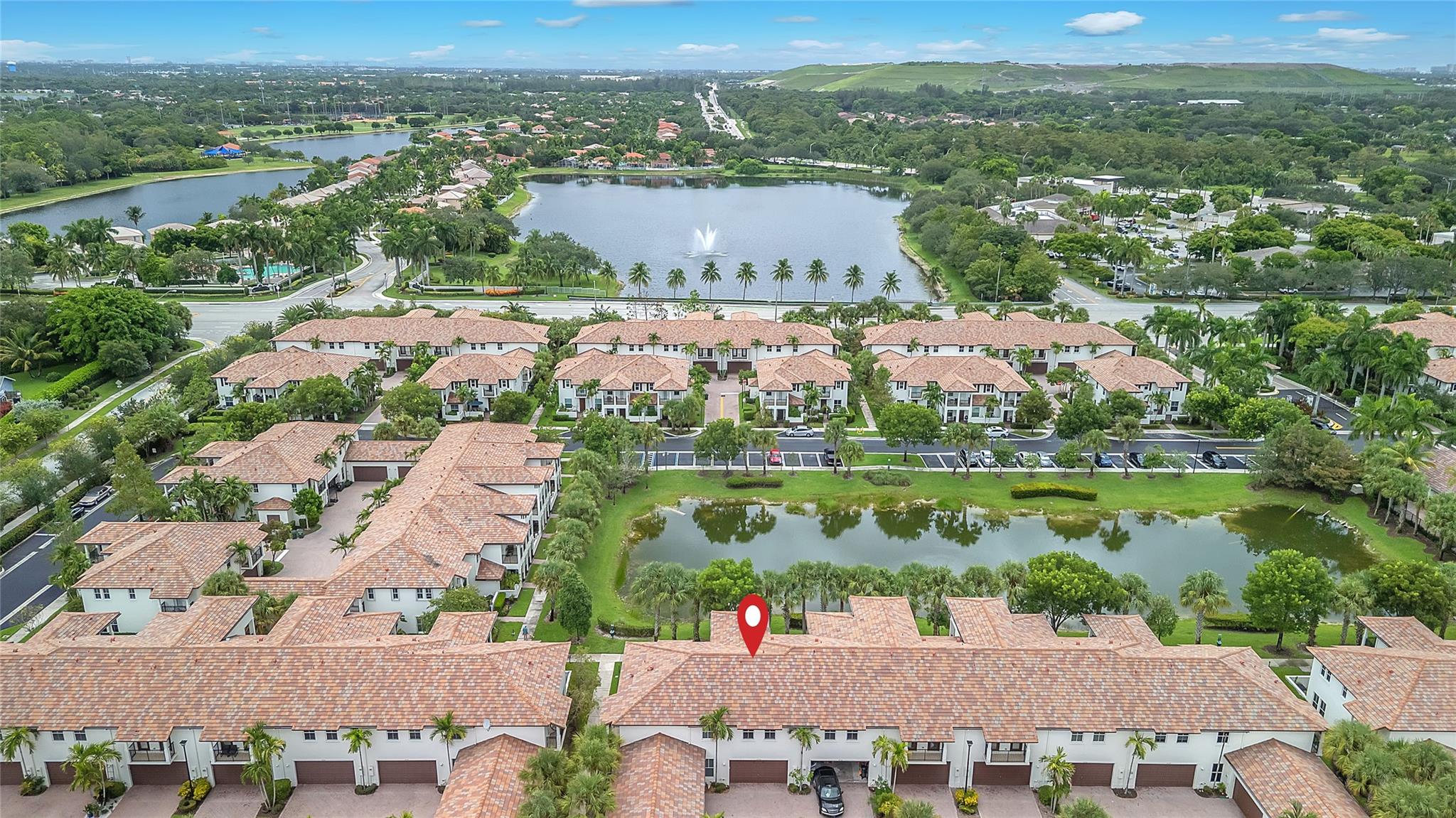 Paloma Lakes - Residential