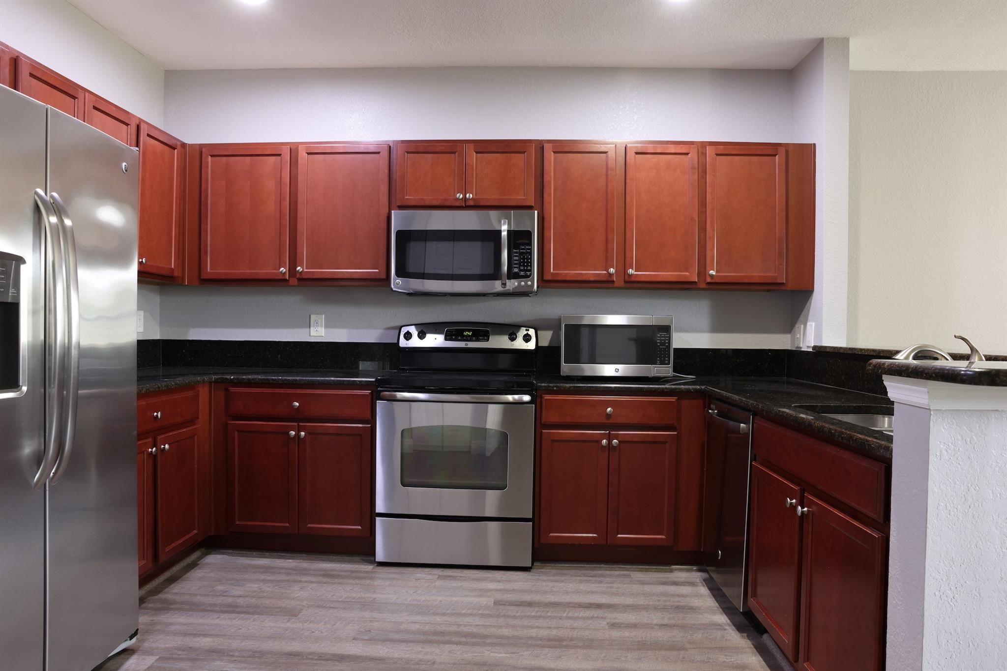 Paloma Lakes - Residential