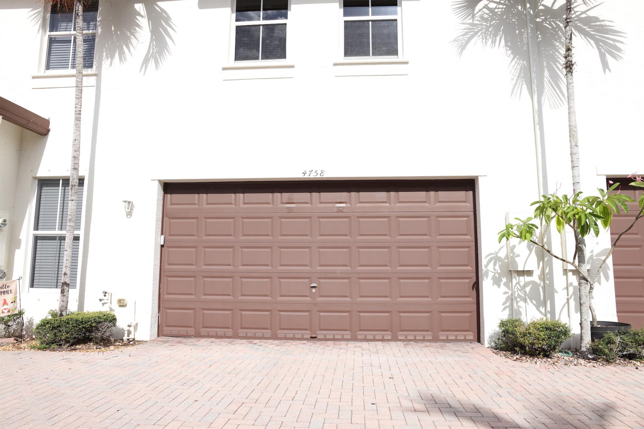 Paloma Lakes - Residential