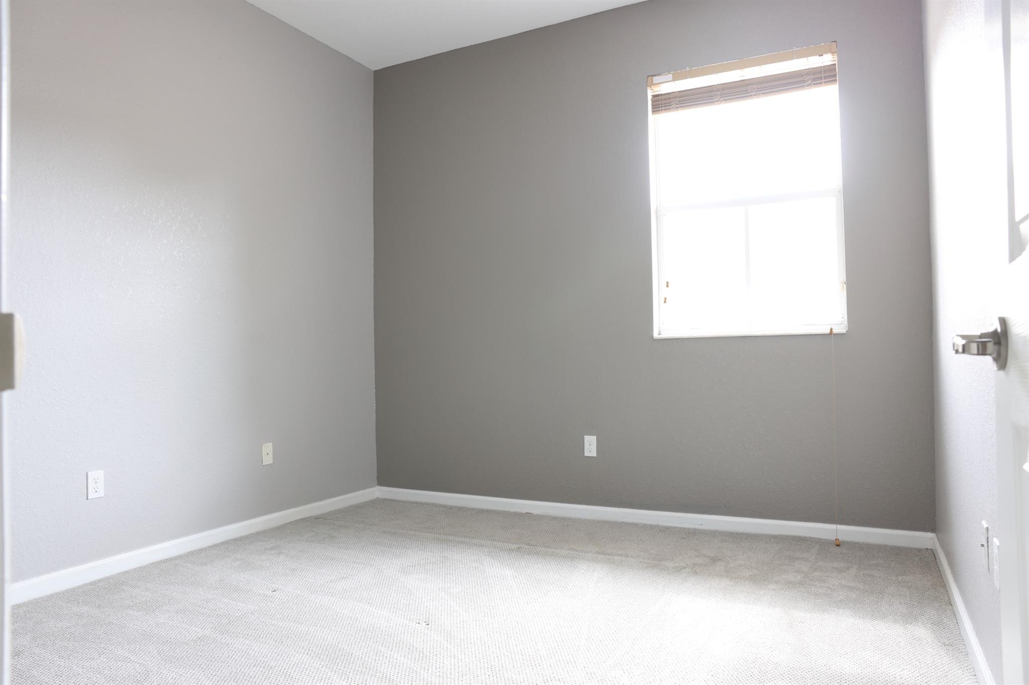 Paloma Lakes - Residential
