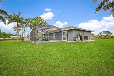 A home in Loxahatchee