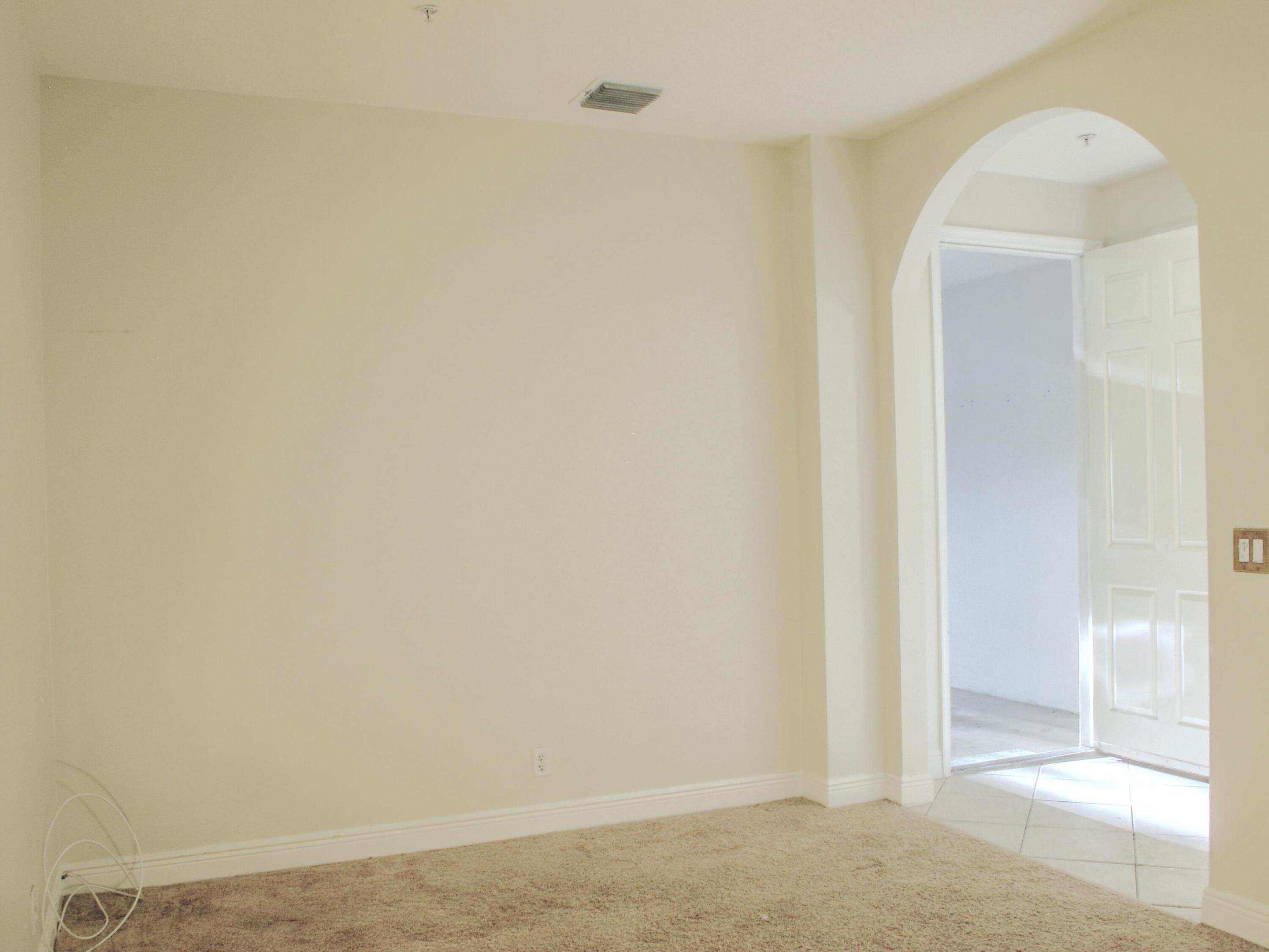 OSCEOLA WOODS - Residential Lease