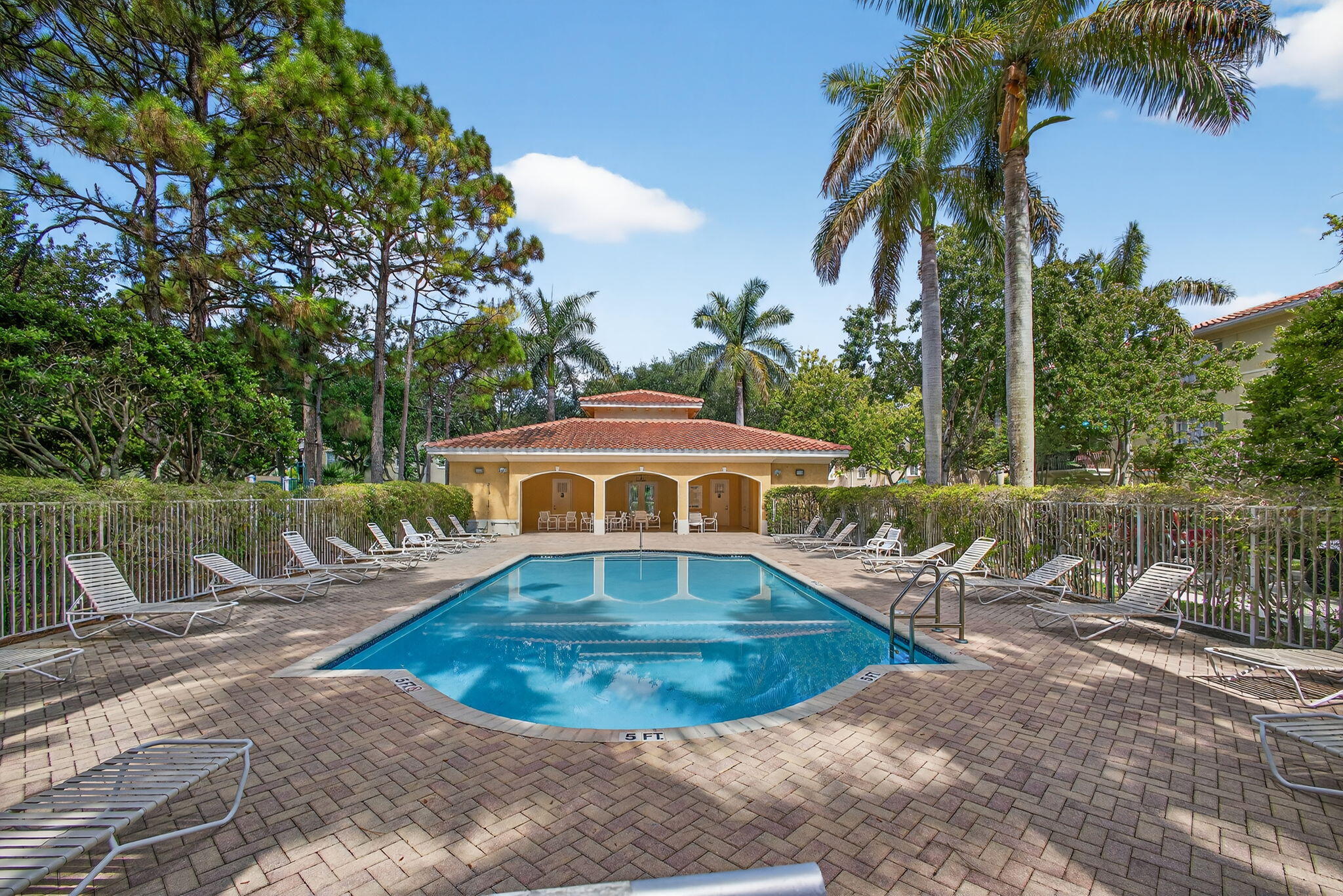 OSCEOLA WOODS - Residential Lease