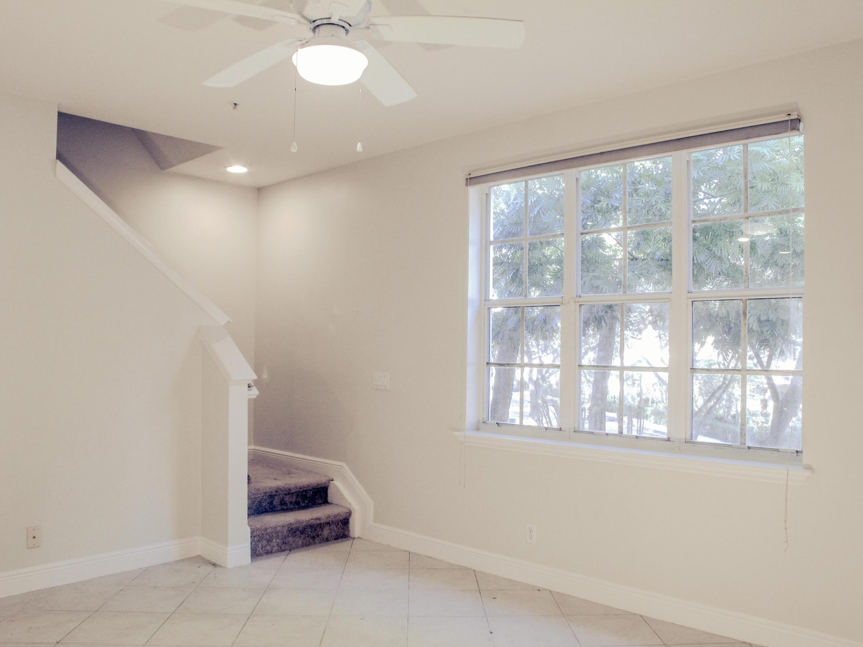 OSCEOLA WOODS - Residential Lease