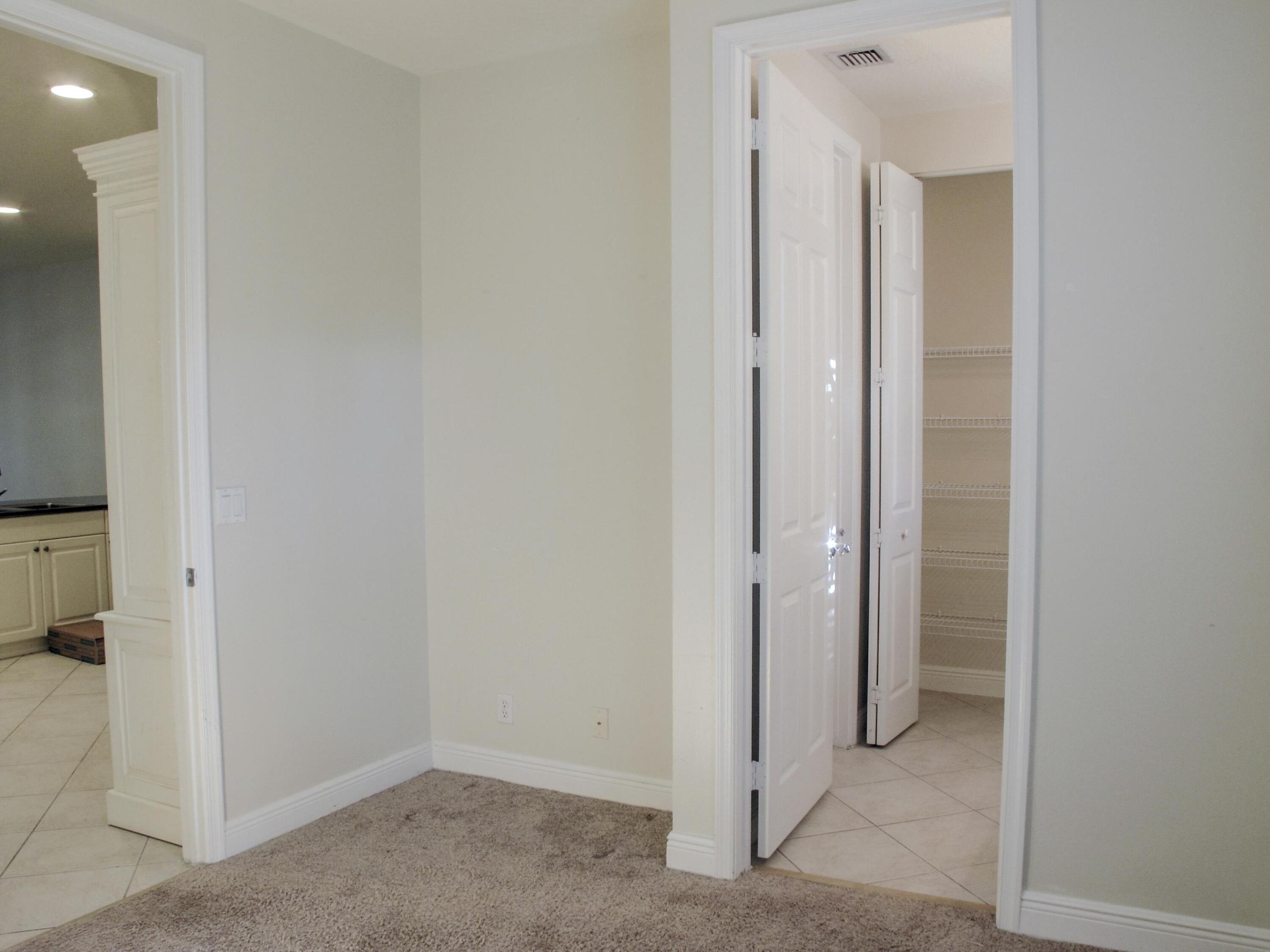 OSCEOLA WOODS - Residential Lease