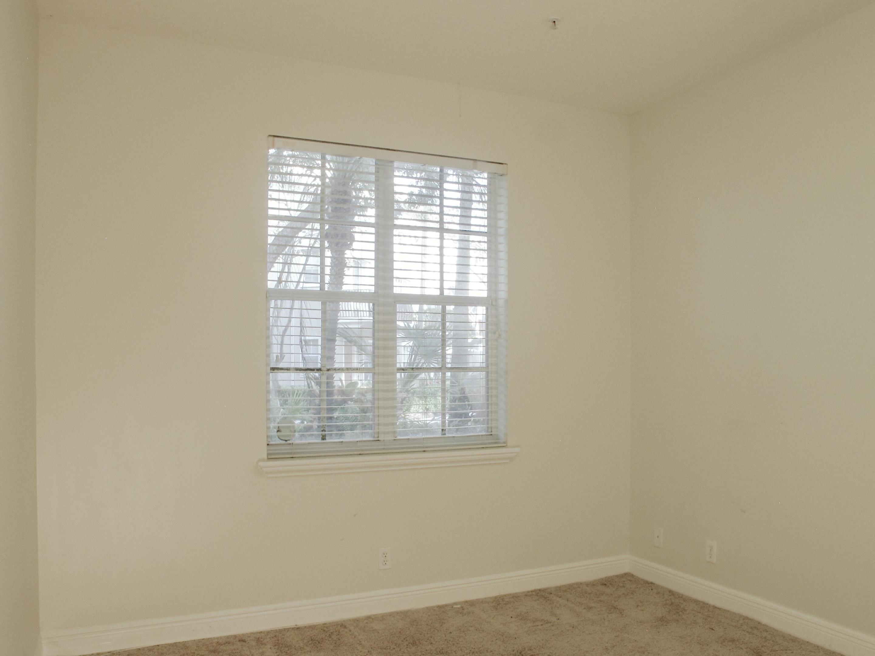 OSCEOLA WOODS - Residential Lease