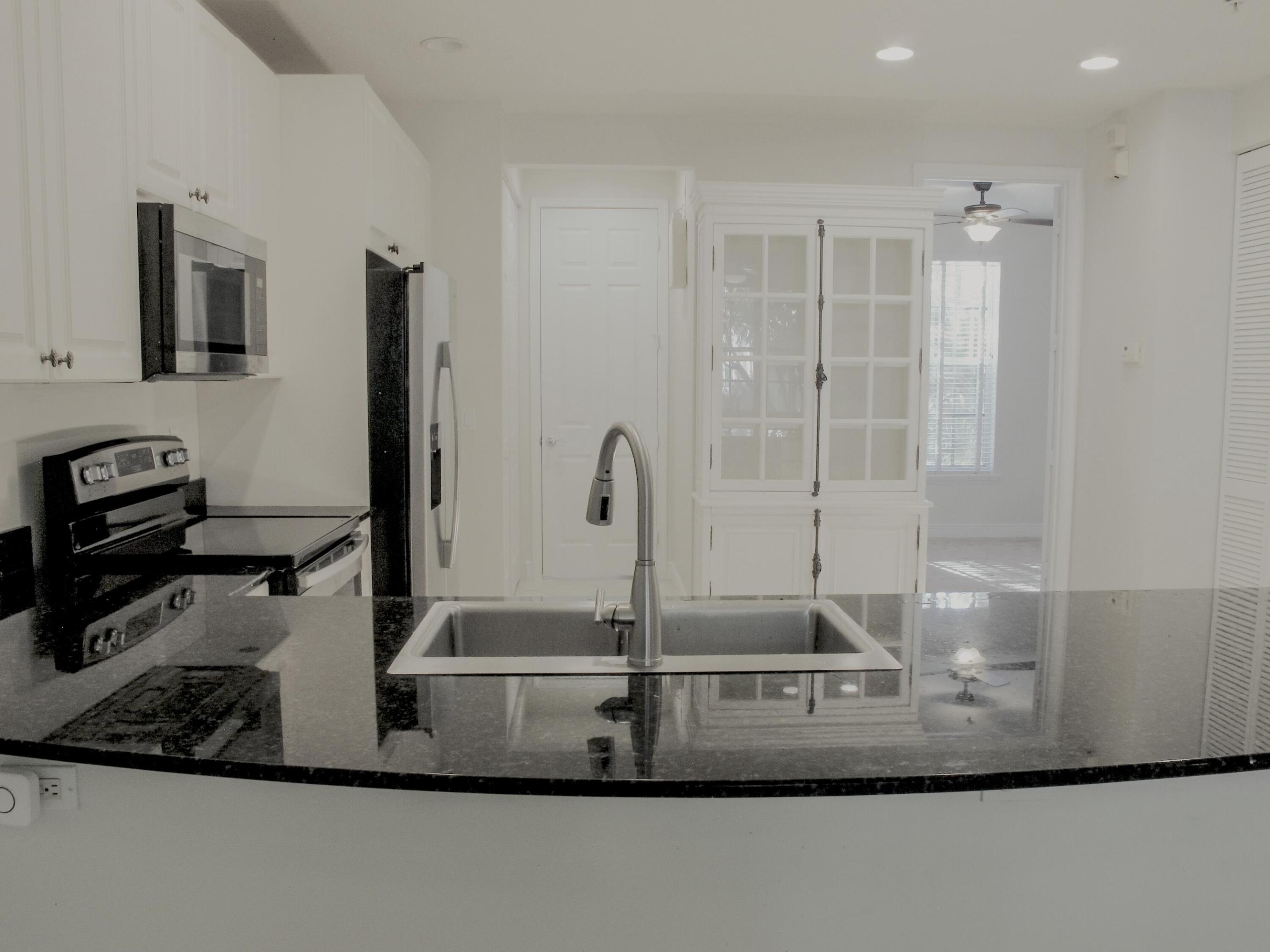 OSCEOLA WOODS - Residential Lease