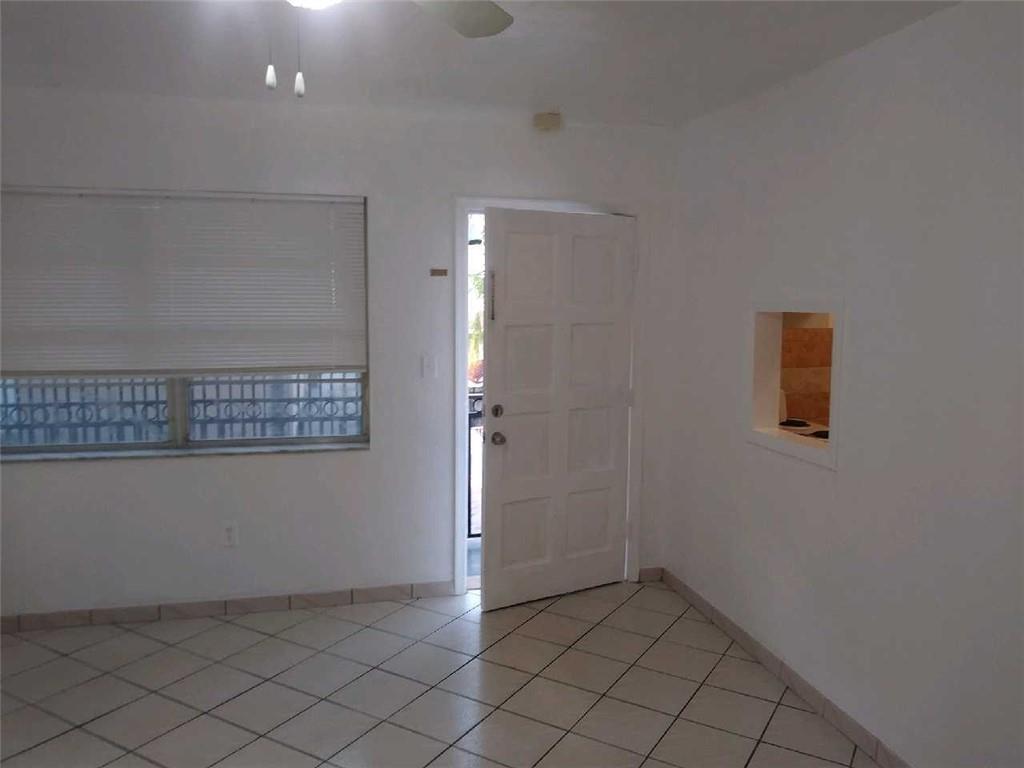 Must See unit in the heart of Pembroke Pines. Water and trash included in Rent. Laundry and Pool on-site. 1 Parking Spot. Move in money base on CREDIT. $95 Application fee - Application process MUST go thru listing agent. Speedy Approval!!!