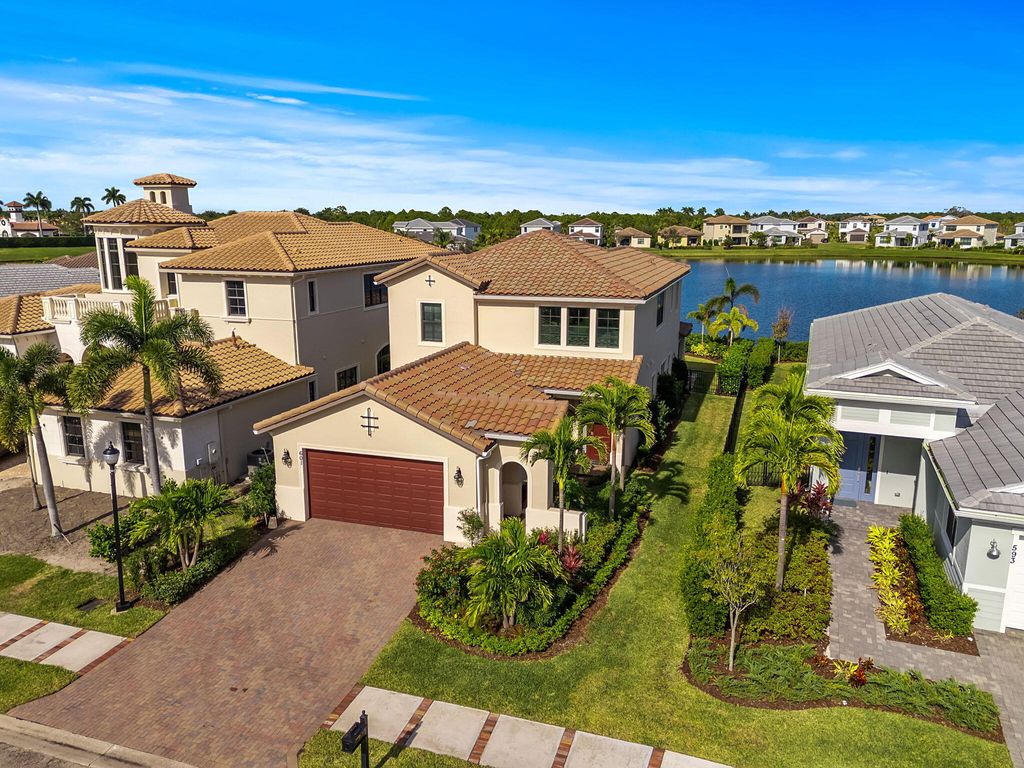 Photo of 601 SE Fascino Circle, Port Saint Lucie, FL 34984 (MLS # B26020672)