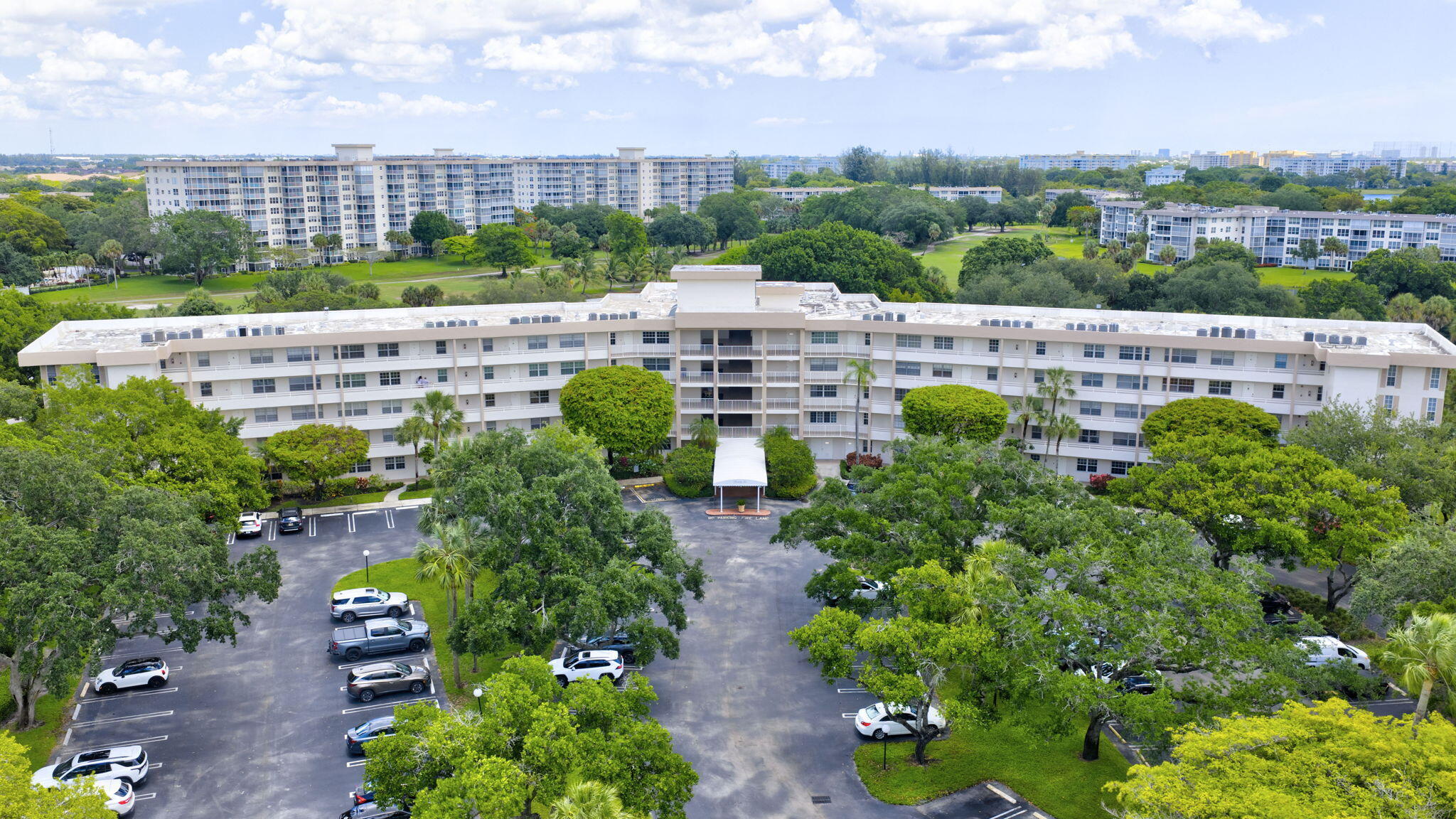 NO 76 PALM-AIRE COUNTRY CLUB - Residential