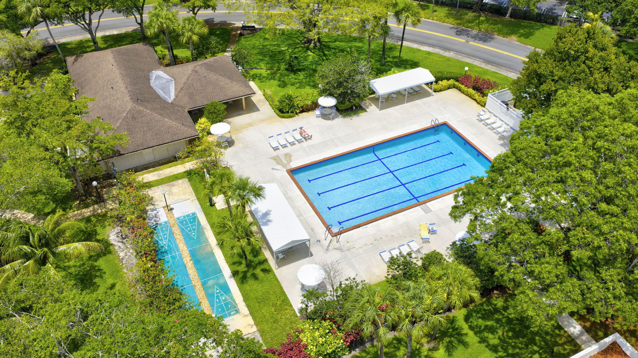 NO 76 PALM-AIRE COUNTRY CLUB - Residential