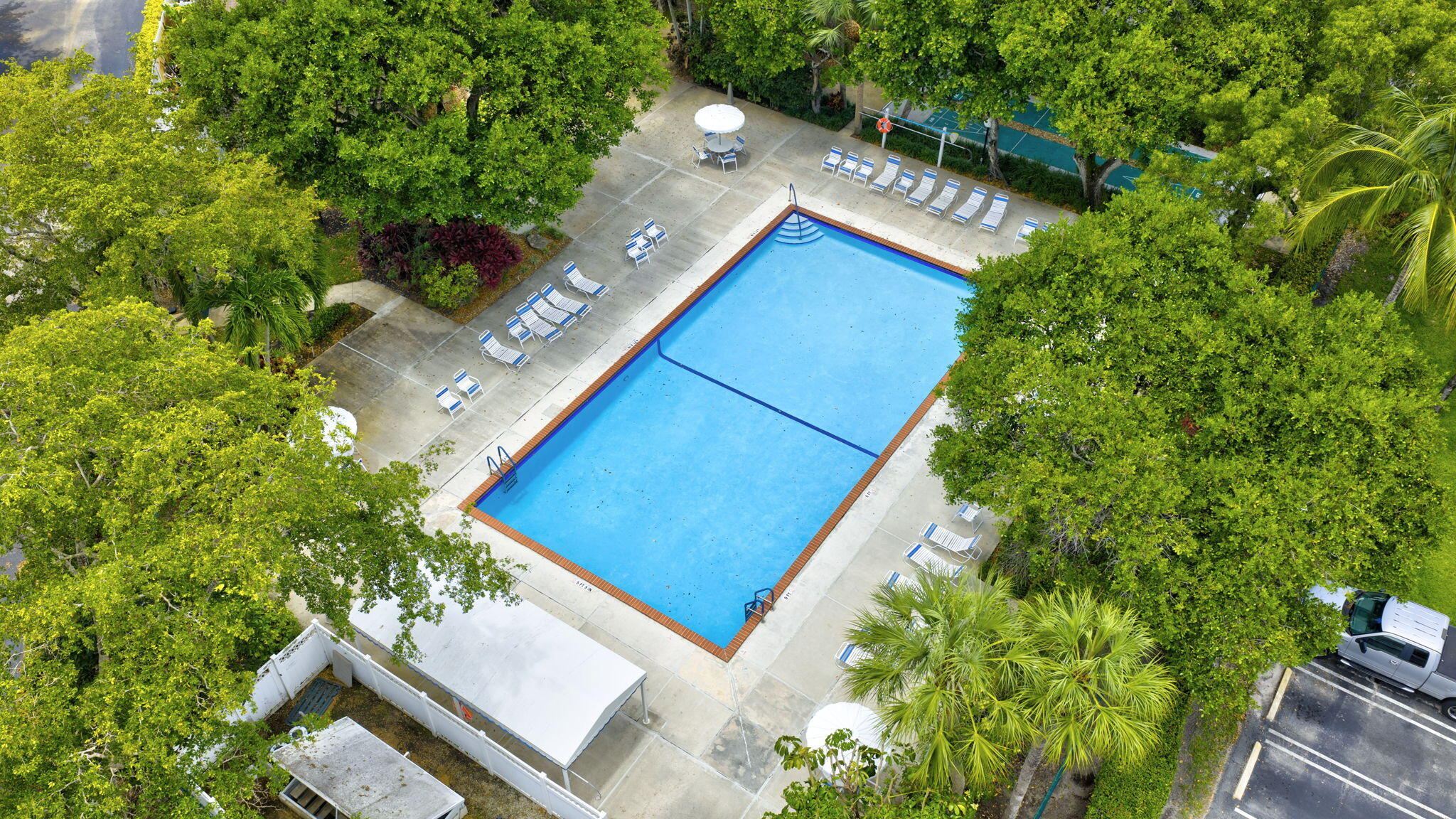 NO 76 PALM-AIRE COUNTRY CLUB - Residential