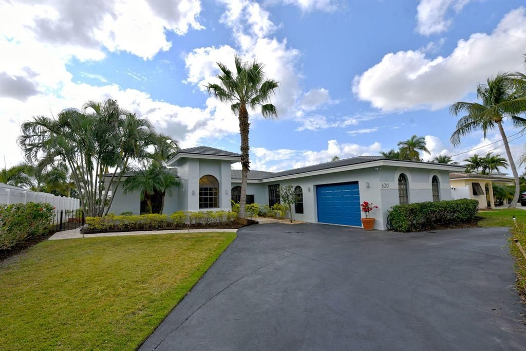 Photo of 620 Lighthouse Drive, North Palm Beach, FL 33408 (MLS # R10684466)