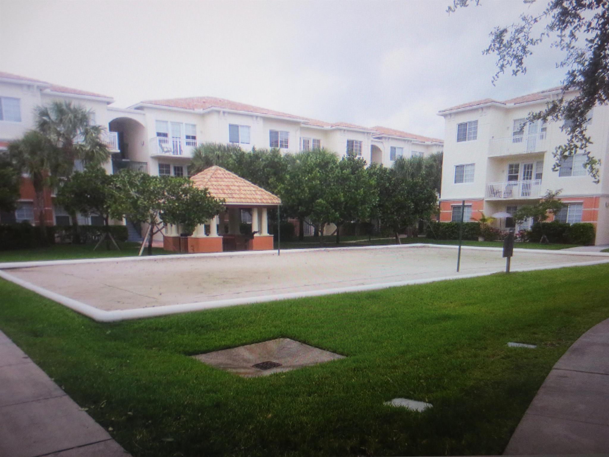 MEZZANO CONDO - Residential Lease