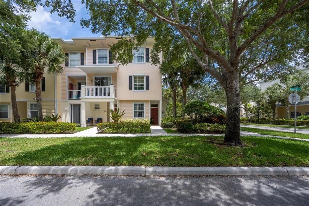 Photo of 125 Galicia Way #211, Jupiter, FL 33458 (MLS # R10717532)