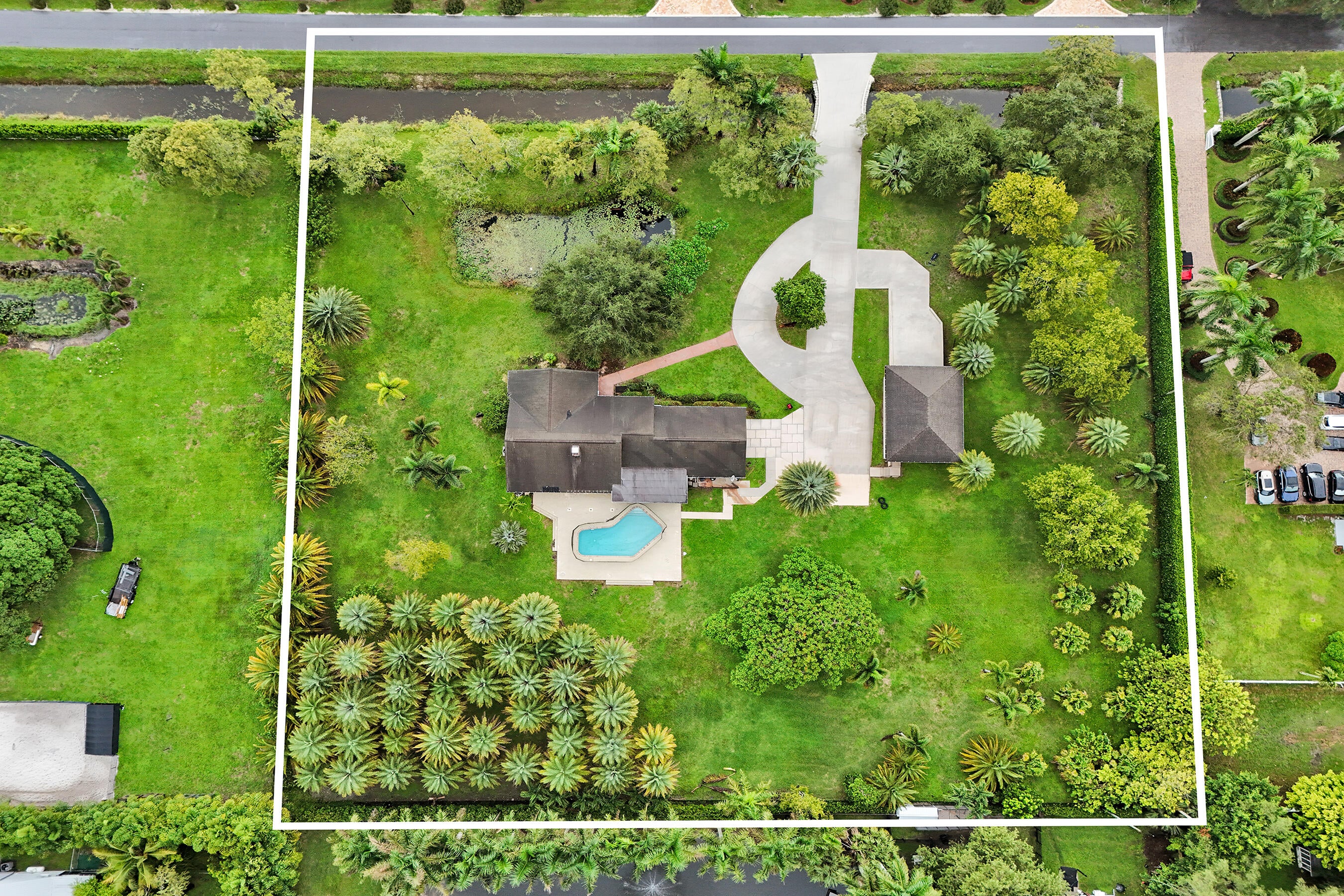 7555 NW 82ND Terrace