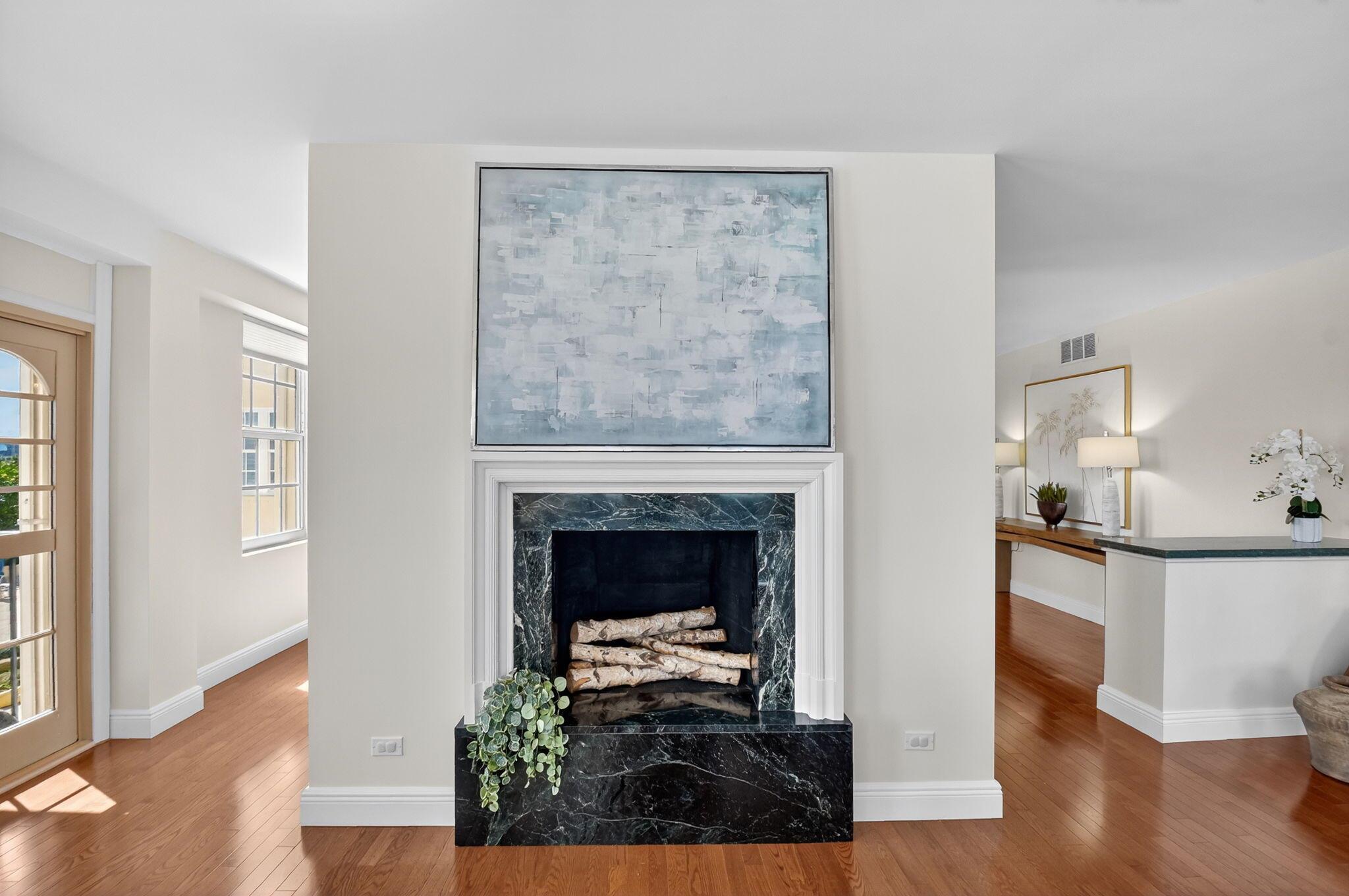 LA BONNE VIE CONDO - Residential