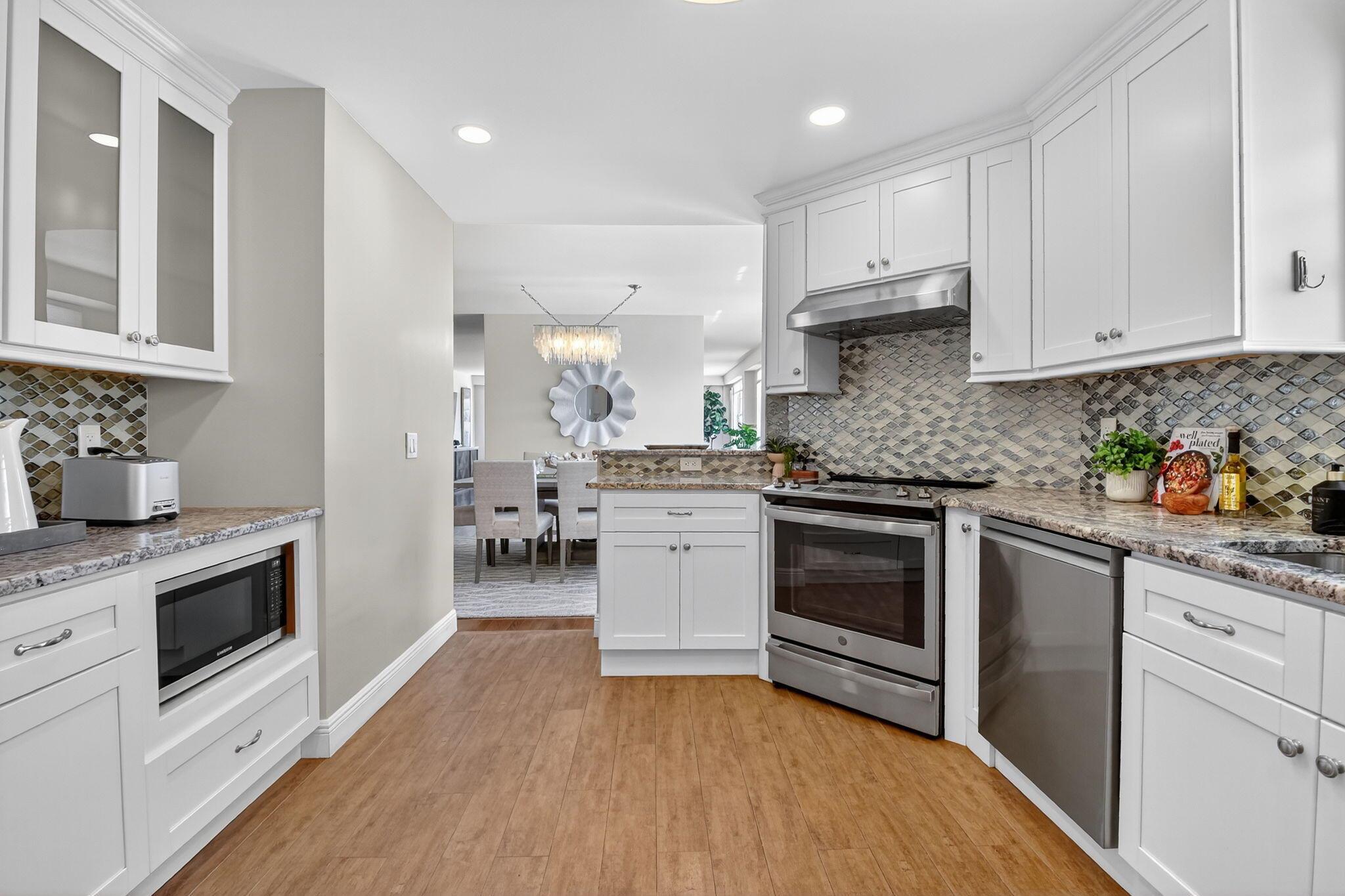 LA BONNE VIE CONDO - Residential