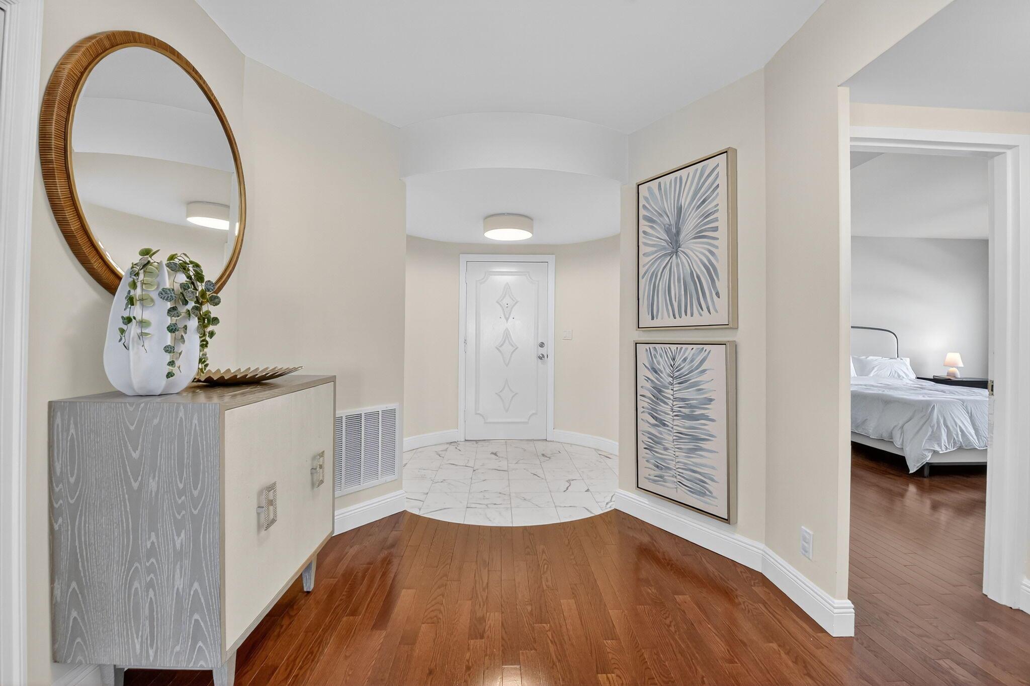 LA BONNE VIE CONDO - Residential