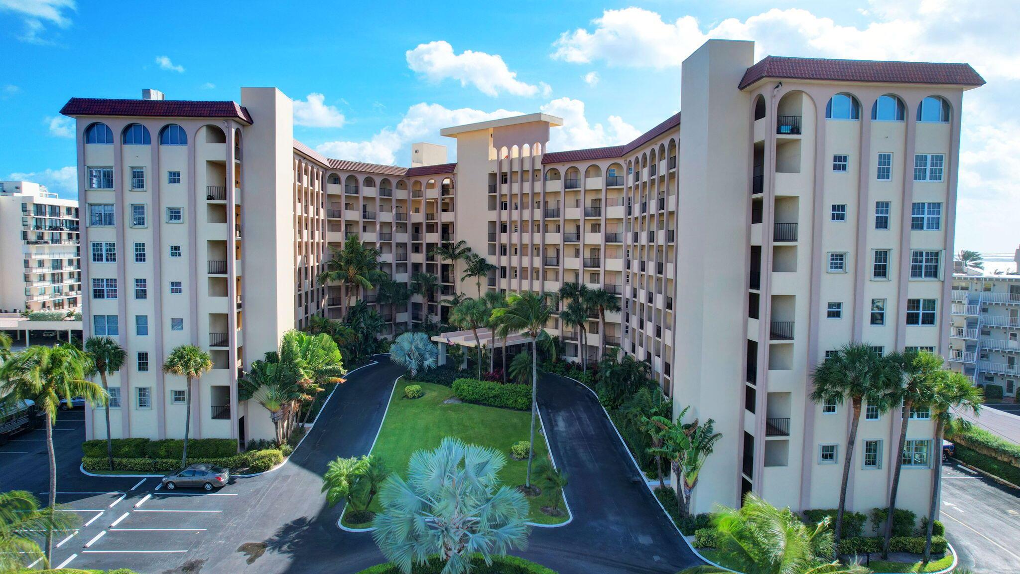 LA BONNE VIE CONDO - Residential