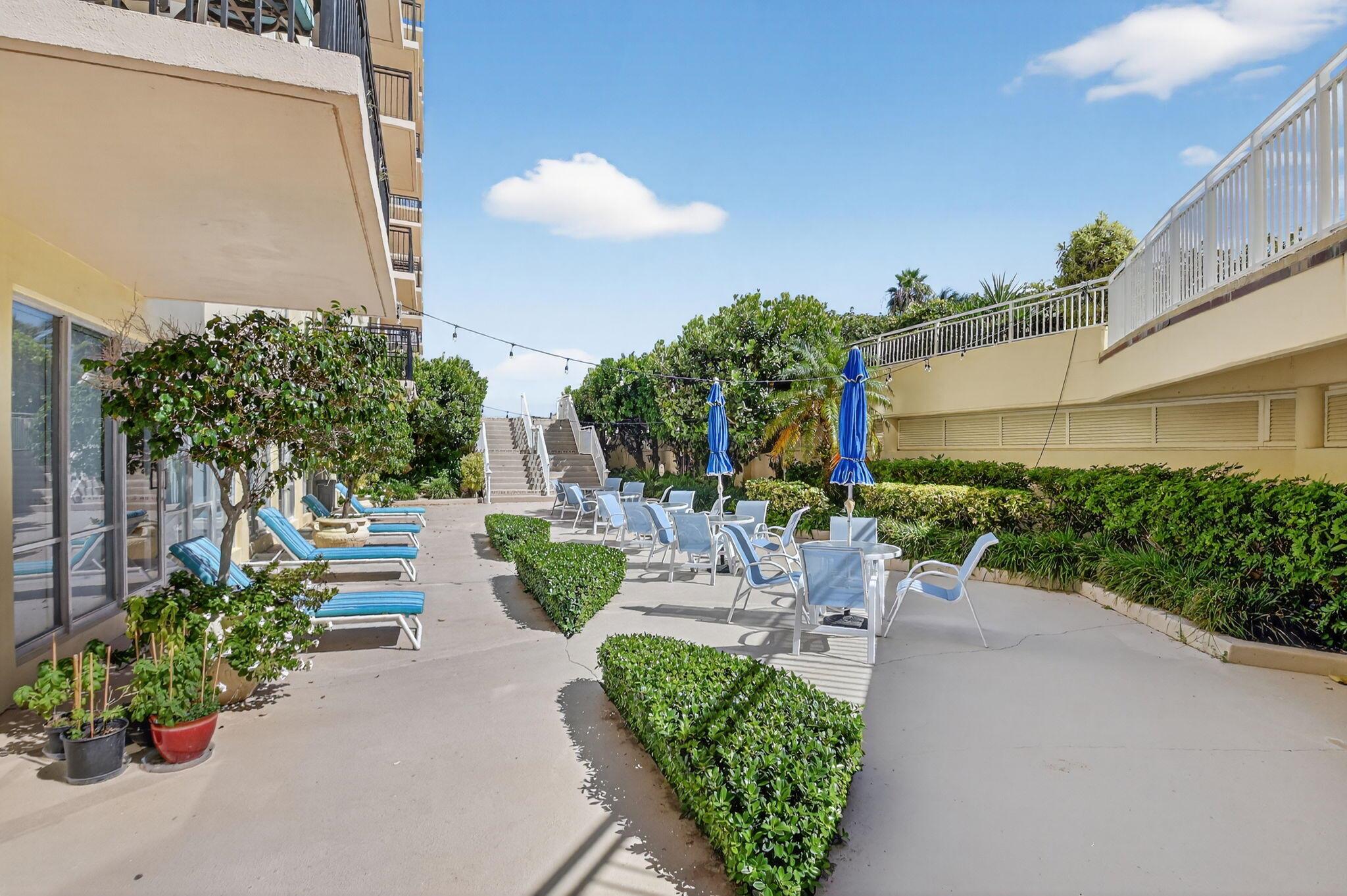 LA BONNE VIE CONDO - Residential