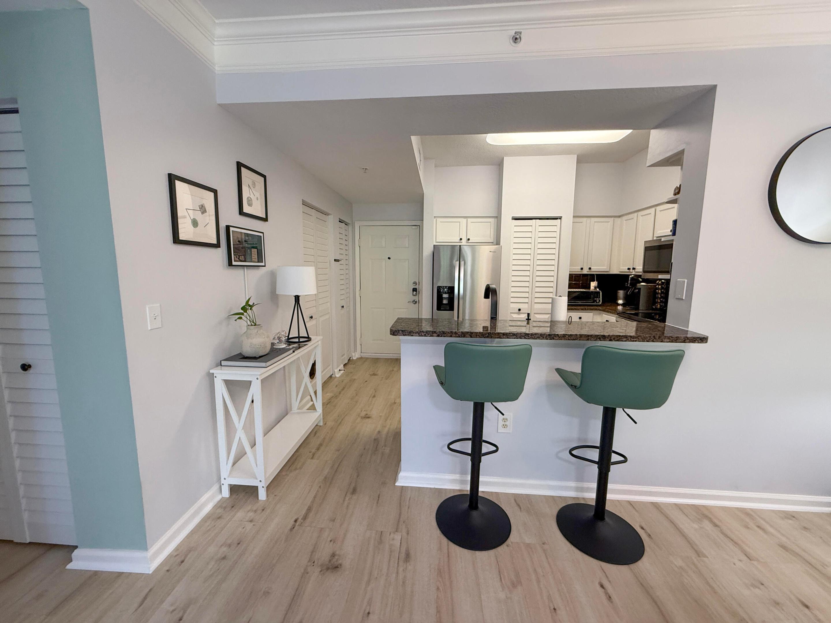 SOMERSET - Residential