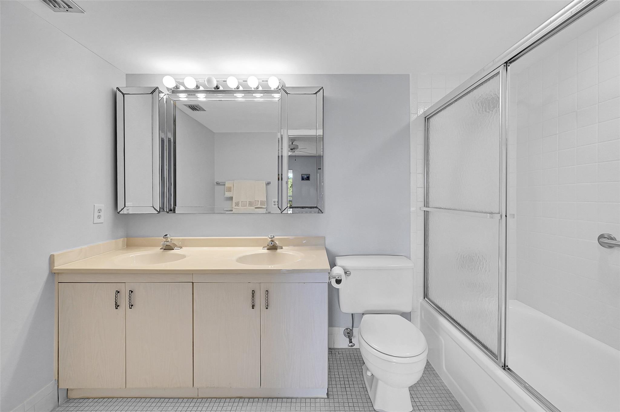 WYNMOOR - Residential