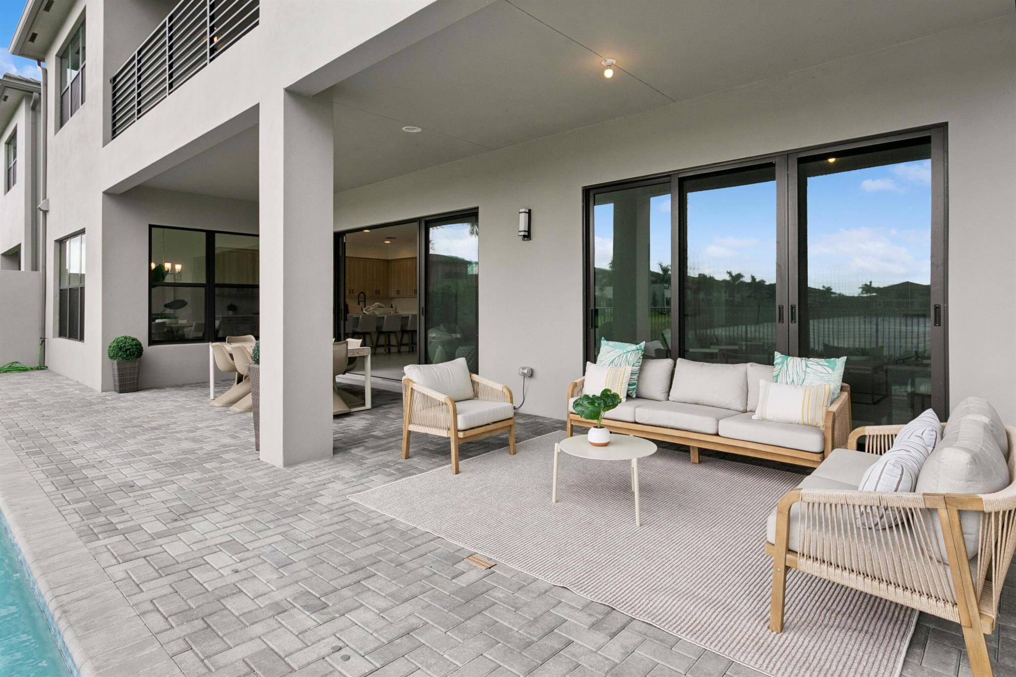 Lotus Palm - Residential