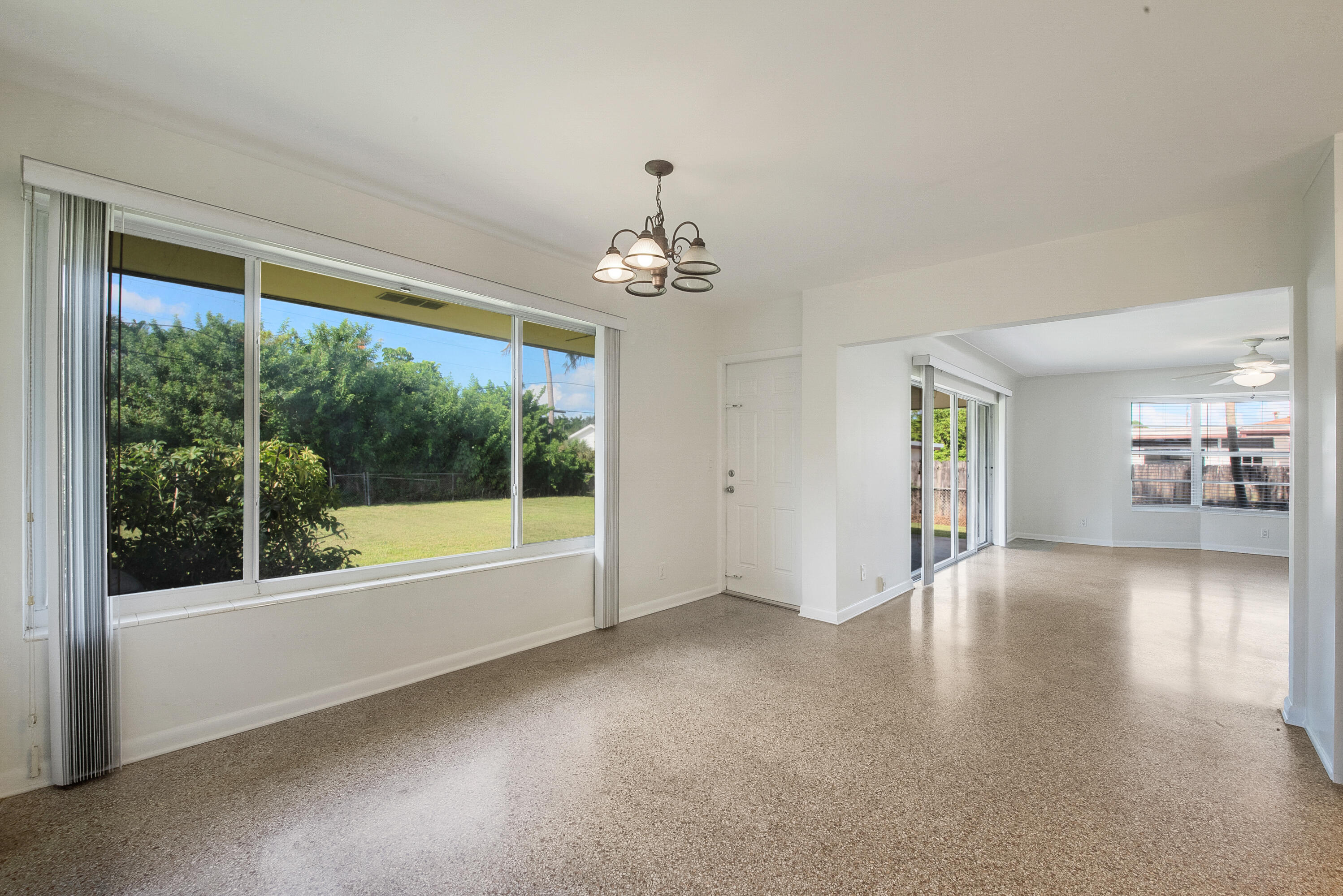 HUB PROPERTIES - Residential Lease