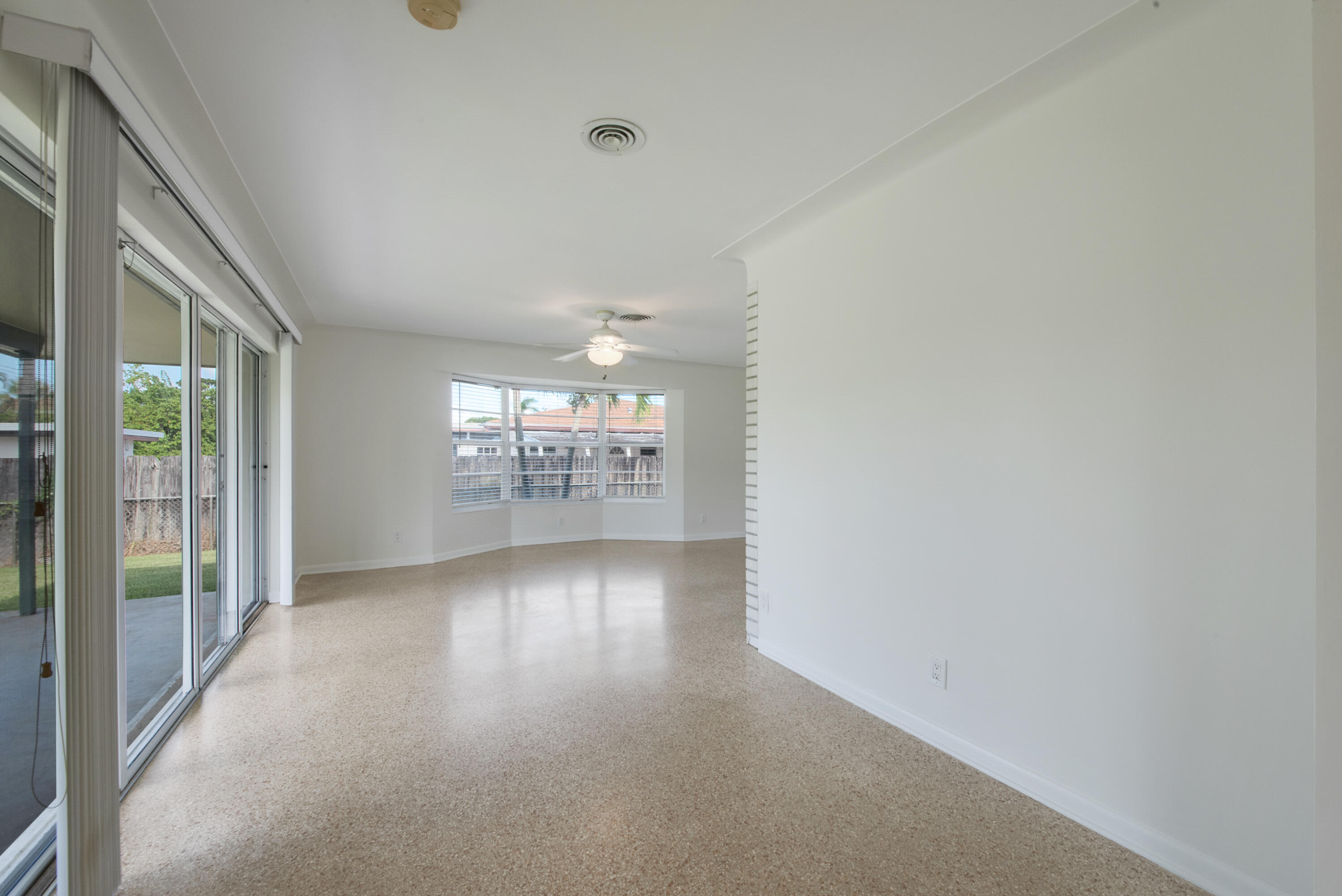 HUB PROPERTIES - Residential Lease
