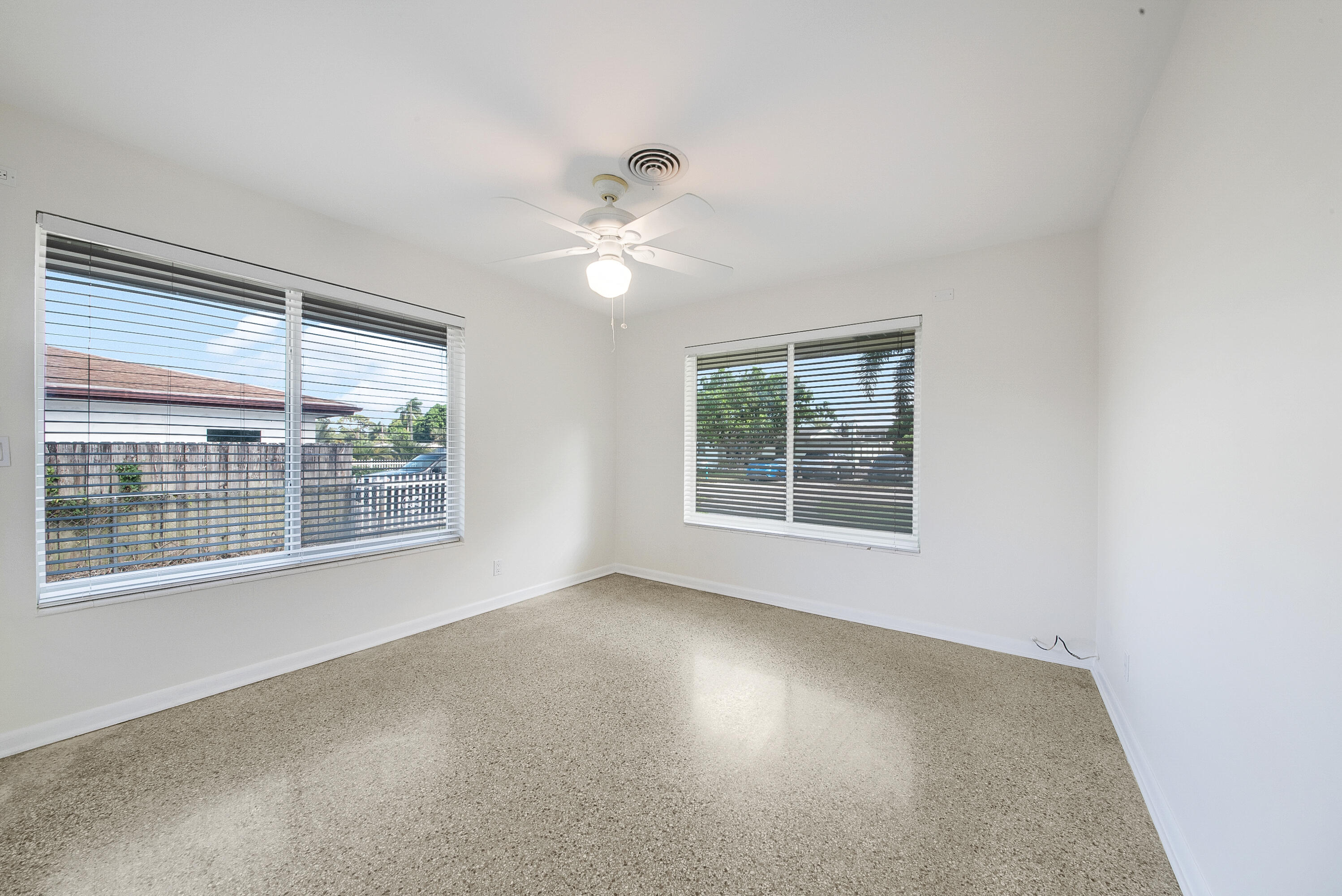 HUB PROPERTIES - Residential Lease