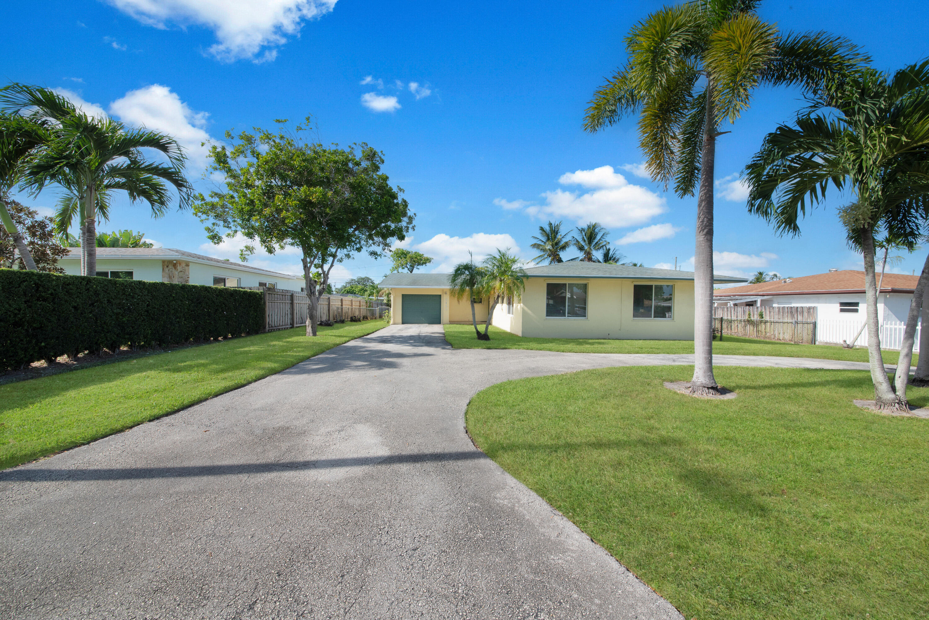 HUB PROPERTIES - Residential Lease