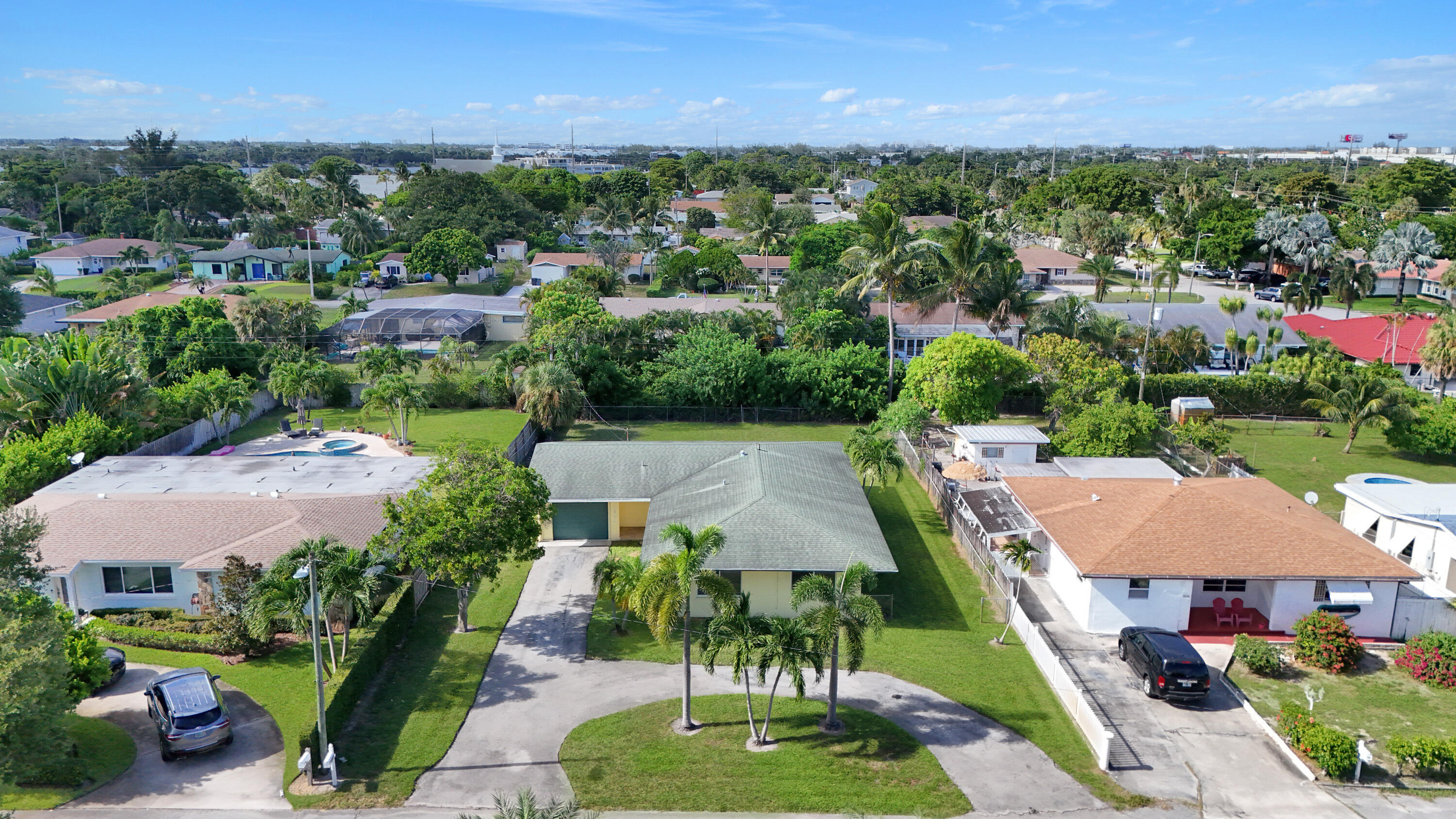 HUB PROPERTIES - Residential Lease