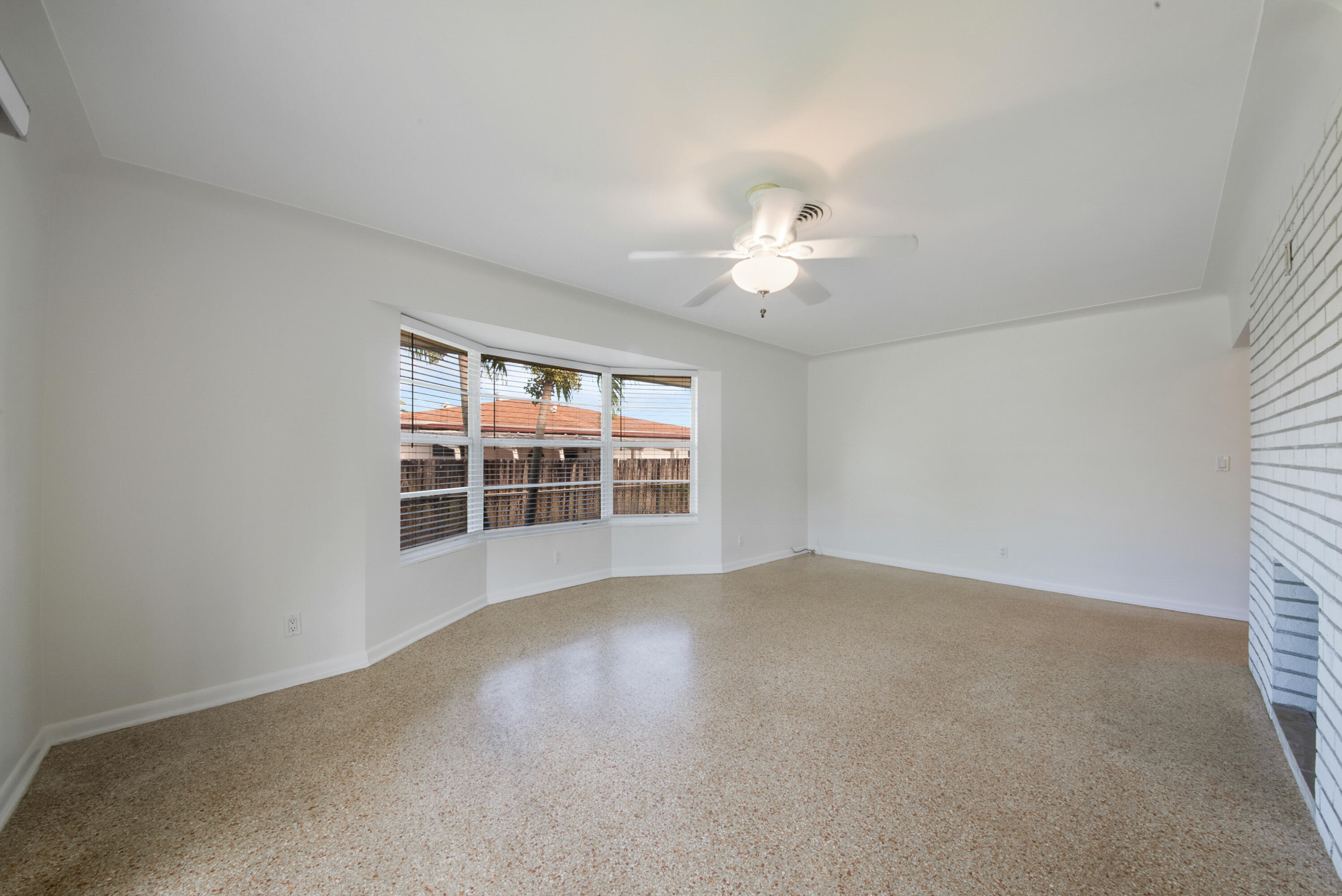 HUB PROPERTIES - Residential Lease