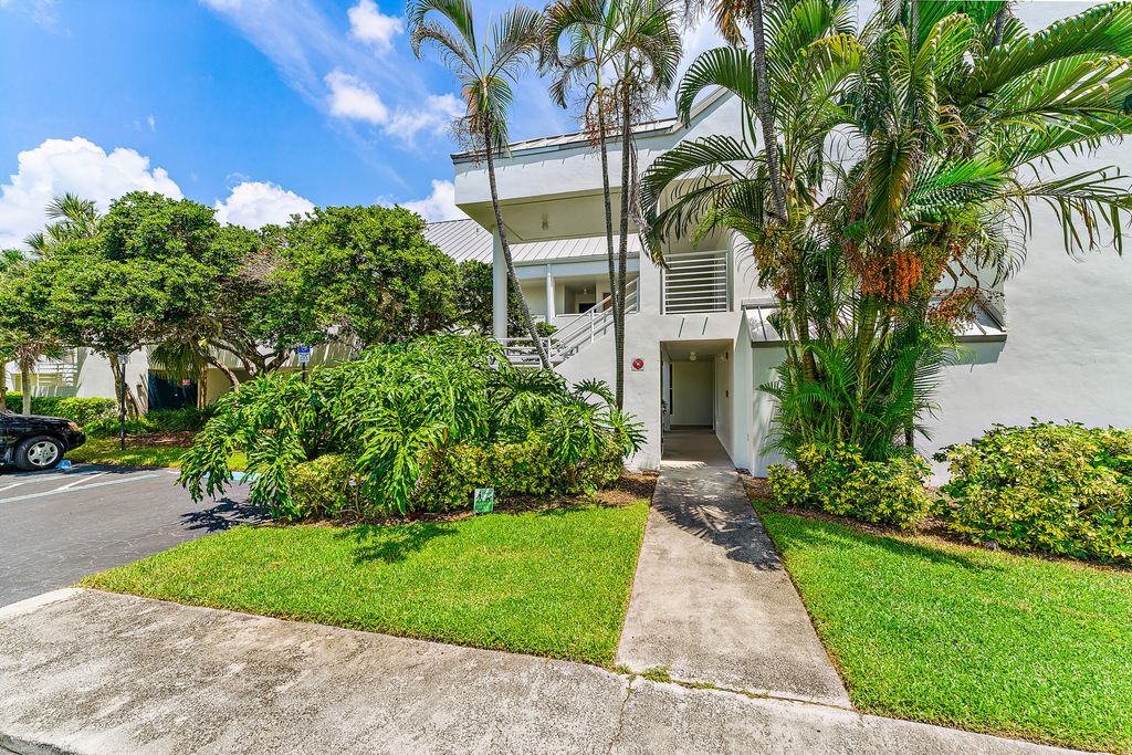 Photo of 1605 S Us Highway 1 #M2-101, Jupiter, FL 33477 (MLS # R11165756)