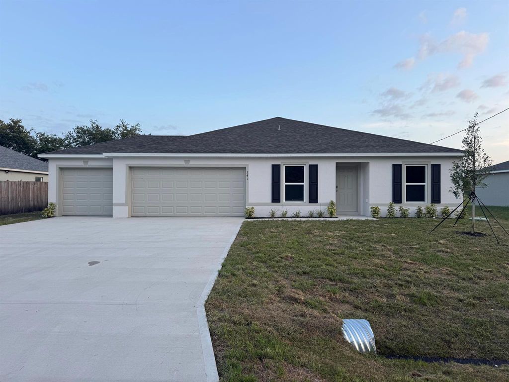 Photo of 741 SW Nichols Terrace, Port Saint Lucie, FL 34953 (MLS # R11085743)