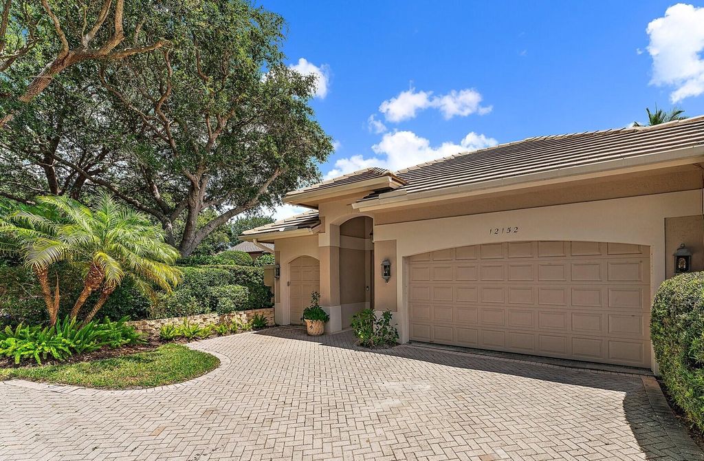 Photo of 12152 SE Birkdale Run, Jupiter, FL 33469 (MLS # R10998648)