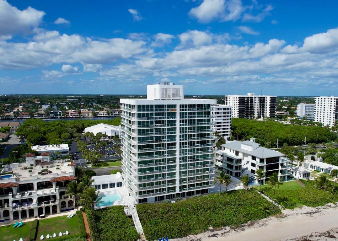 3505 S Ocean Boulevard 4s