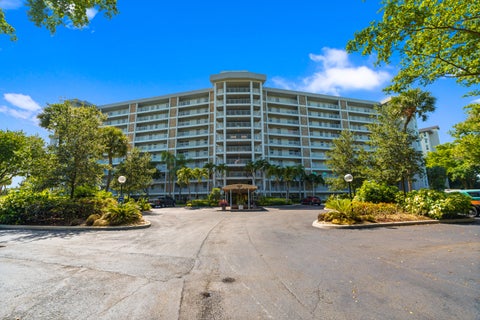 Tiny photo for 625 Oaks Drive #405, Pompano Beach, FL 33069 (MLS # B26049414)