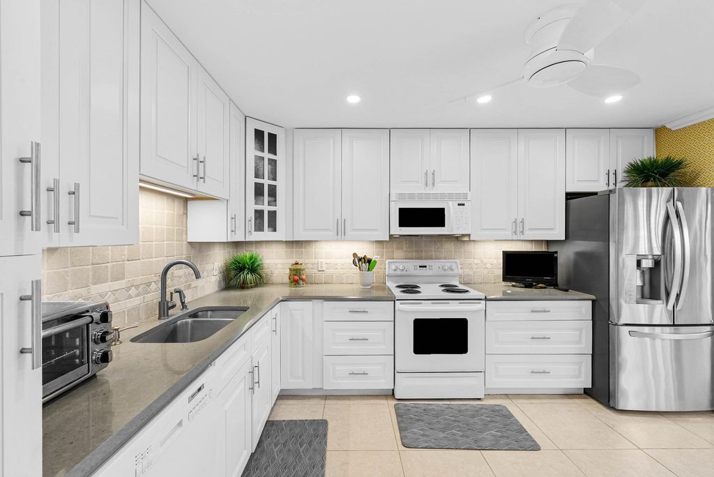 Photo of 10865 Quail Covey Road #Azalea, Boynton Beach, FL 33436 (MLS # R11160405)