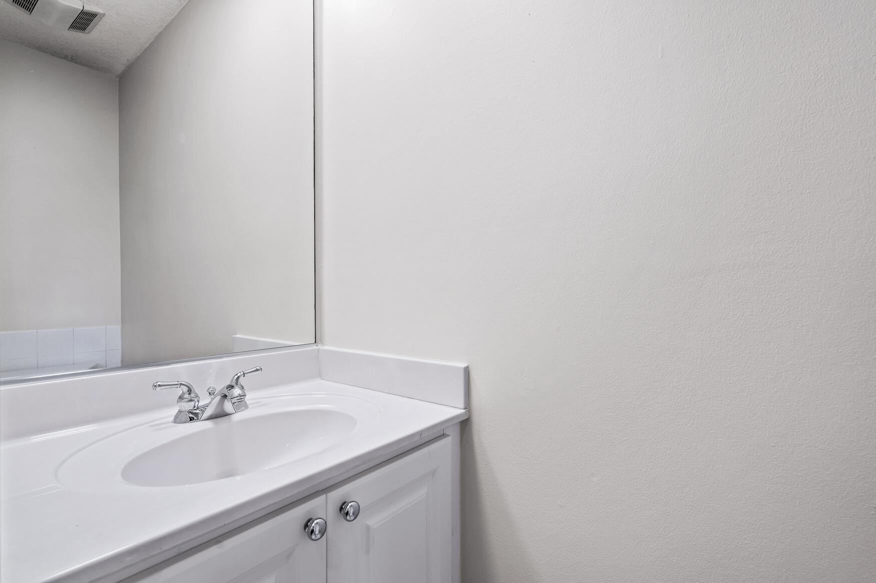 MARTINIQUE - Residential Lease