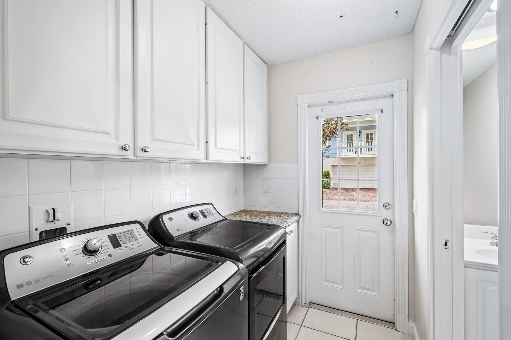 MARTINIQUE - Residential Lease