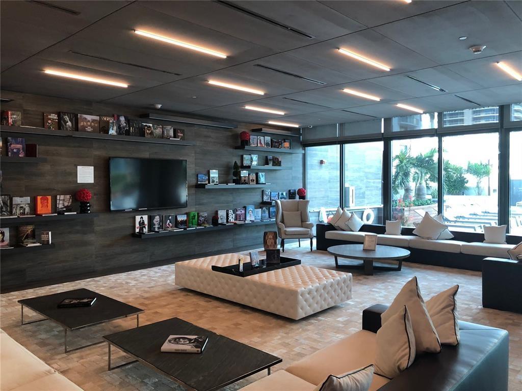 1080 Brickell Ave 3700-3701