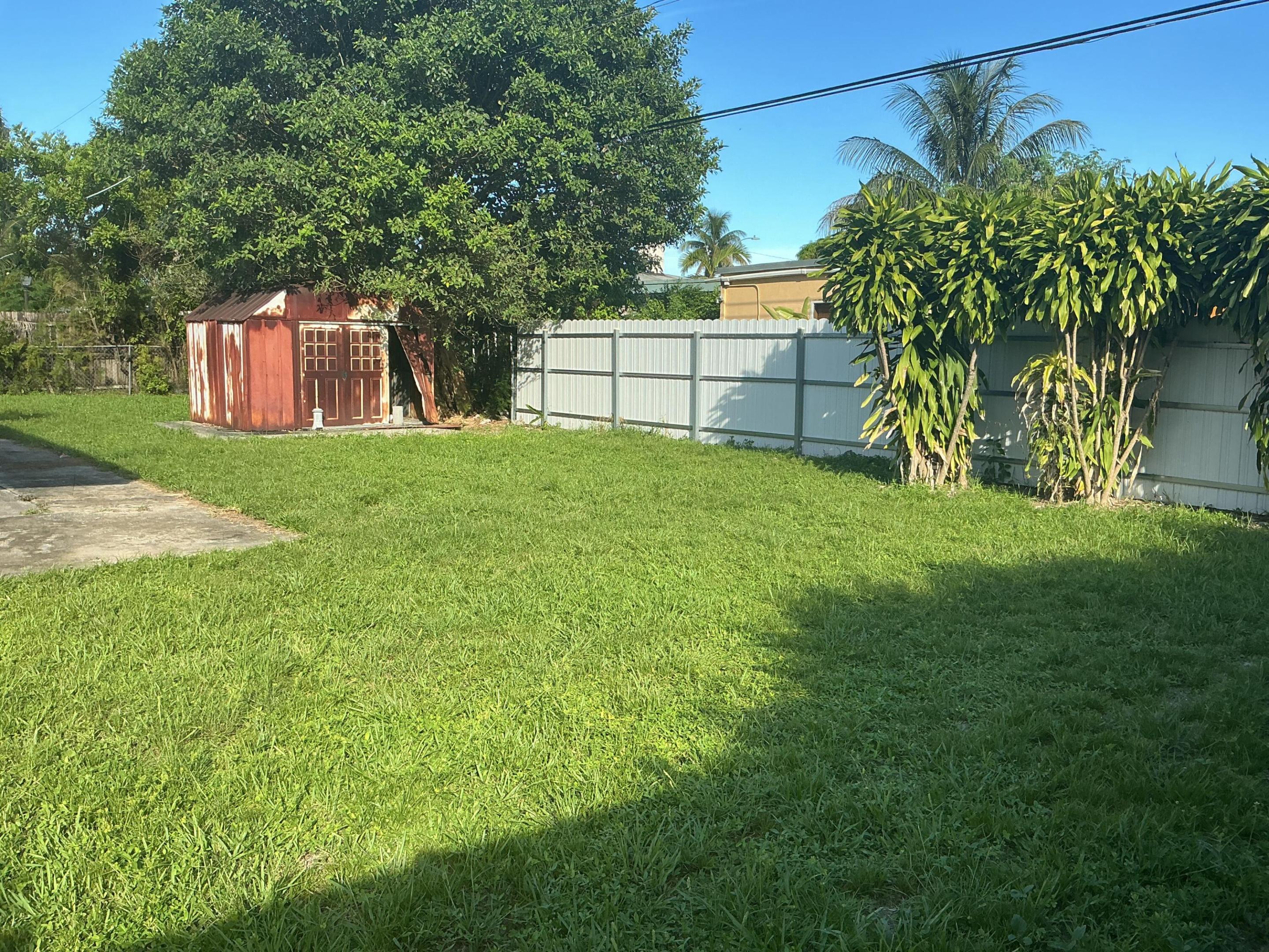 110 NW 193RD Street