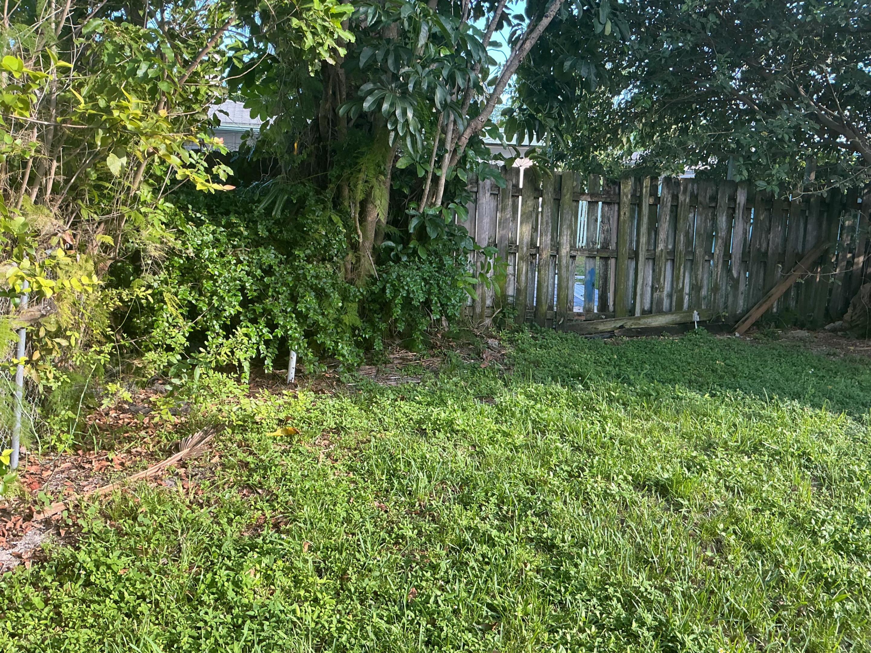 110 NW 193RD Street
